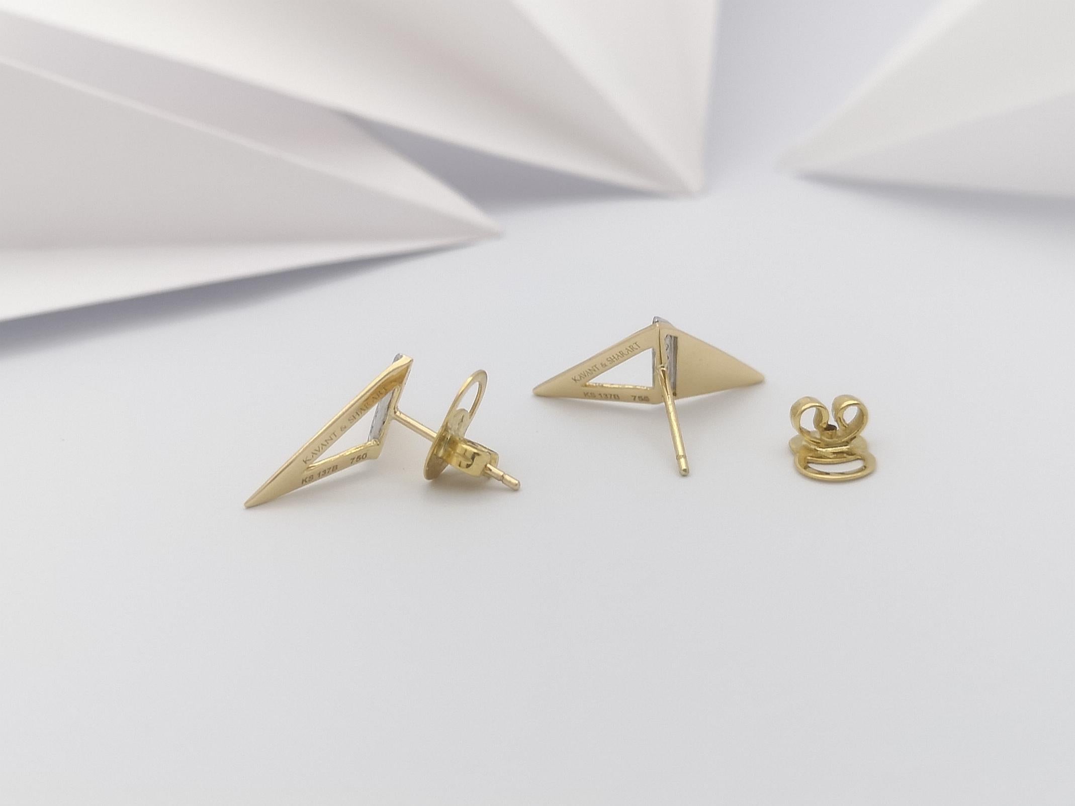 Diamond  Earrings Set in 18 Karat Gold Settings by Kavant & Sharart For Sale 3