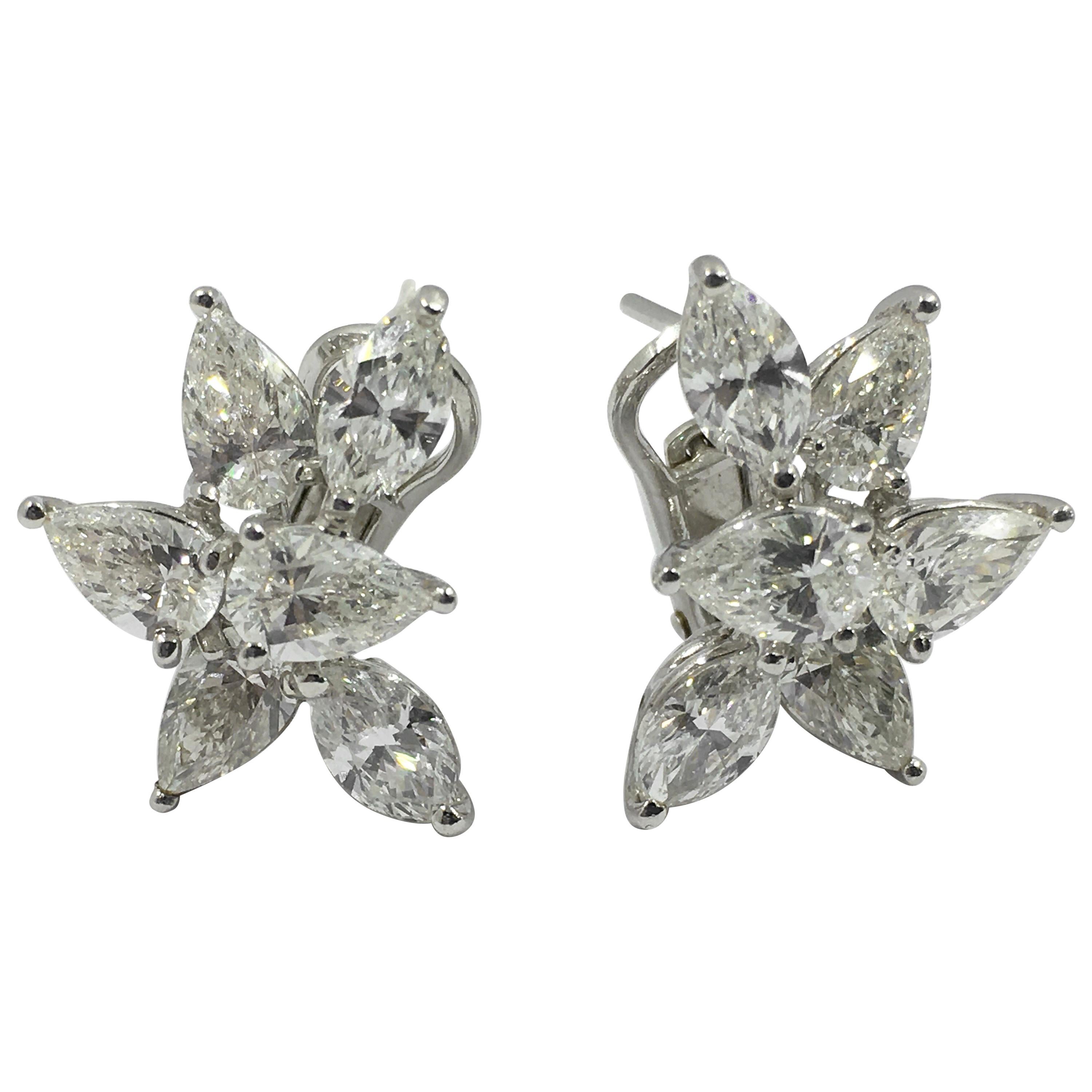 Diamond Earrings Set in 18 Karat White Gold 10015