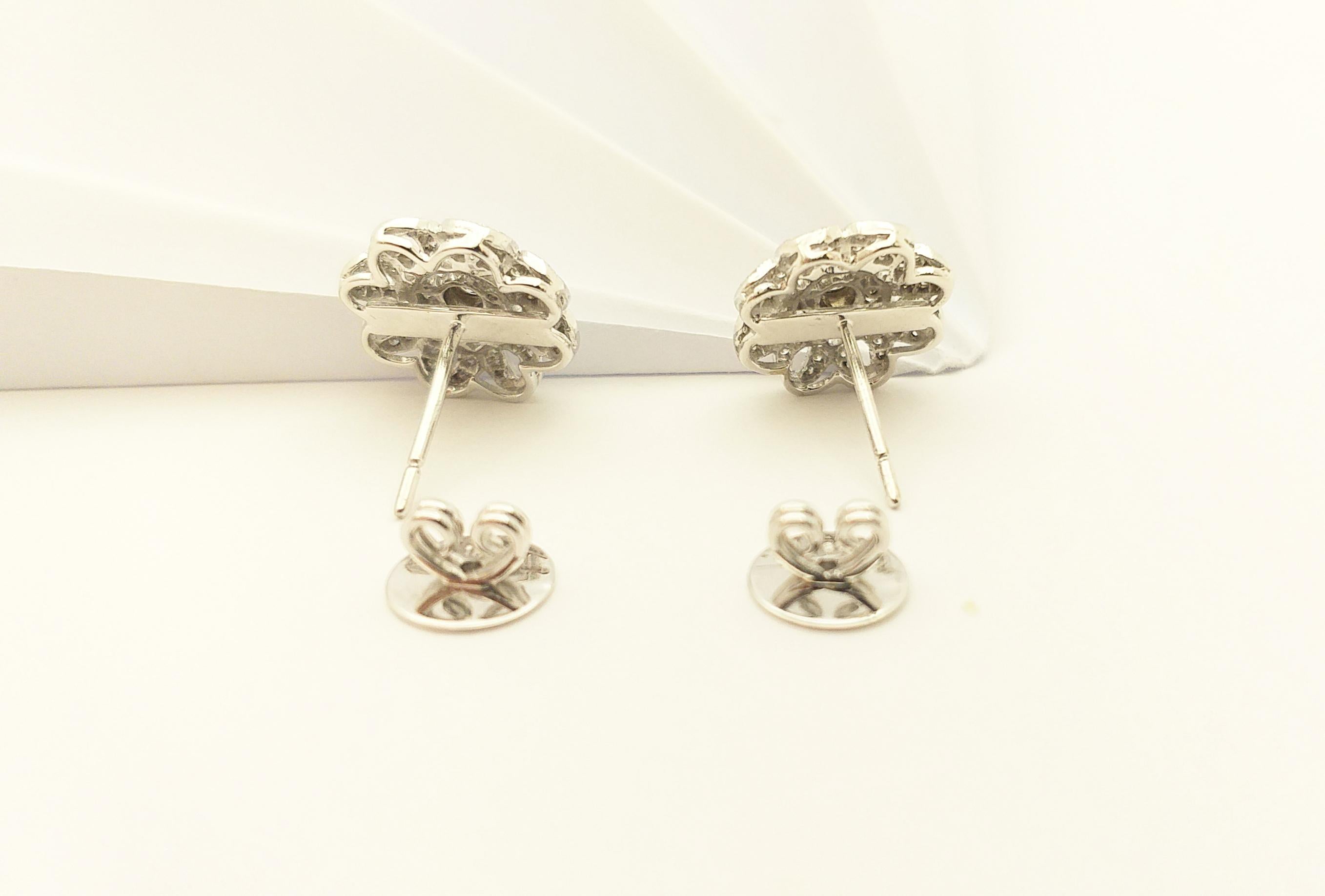 Women's Diamond  Earrings Set in 18 Karat White Gold Settings For Sale