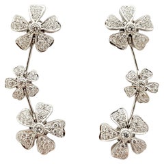 Diamant  Boucles d'oreilles serties dans des montures en or blanc 18 carats