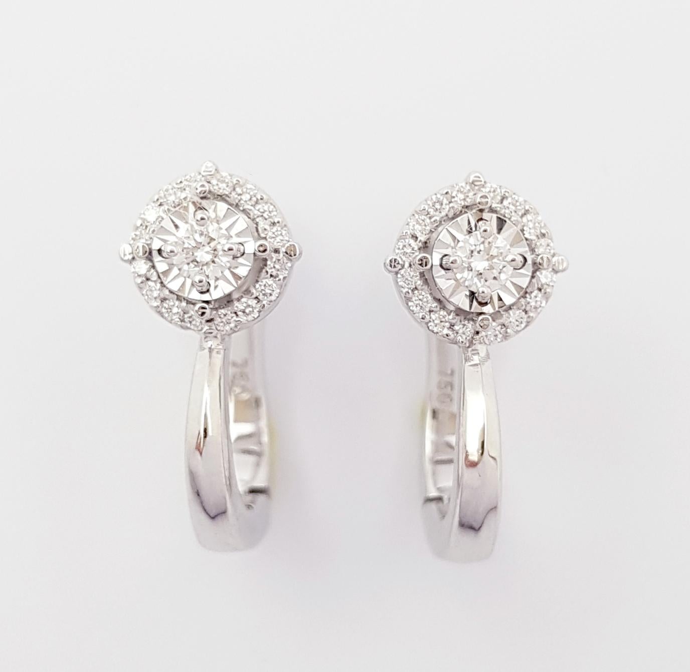 Contemporain Boucles d'oreilles en diamant sur monture en or blanc 18 carats en vente