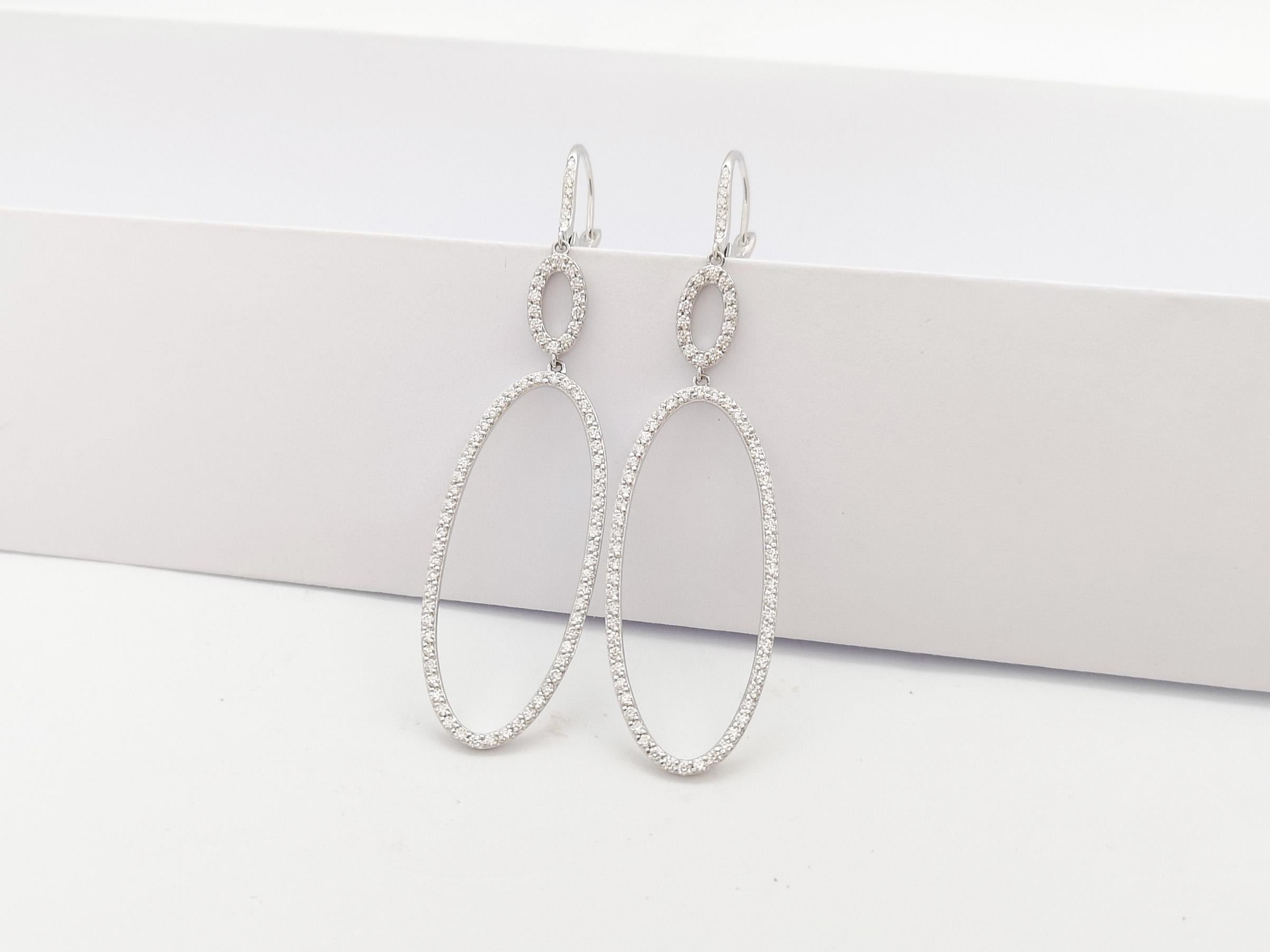 Diamond Earrings set in 18K White Gold Settings For Sale 3