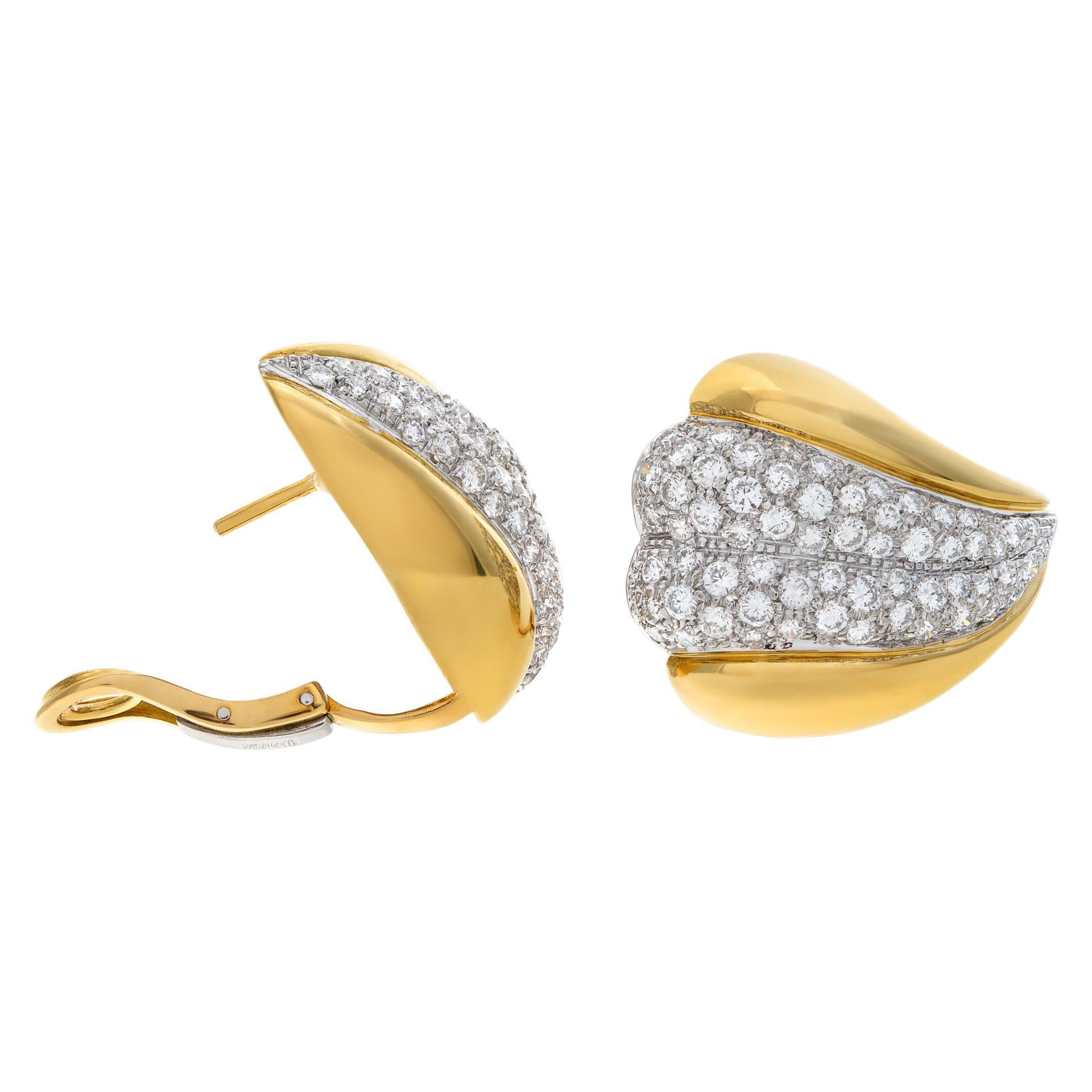 Diamond Earrings Set in 18k Yellow Gold with over 2.15 Carats in Diamonds For Sale 1