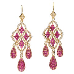 Boucles d'oreilles en diamants et rubis