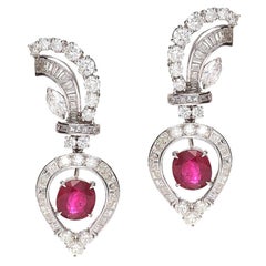 Boucles d'oreilles en diamants et rubis