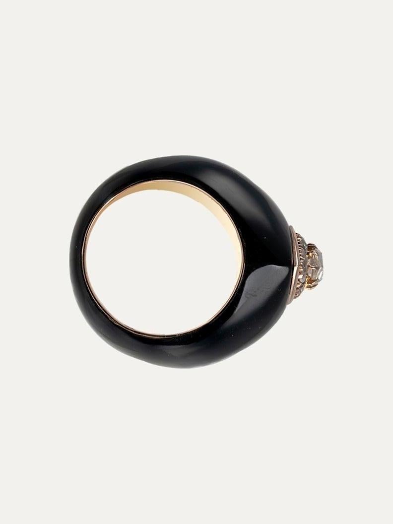 Modern Gold Ring with Diamond and Ebonite In Excellent Condition For Sale In Lisboa, PT