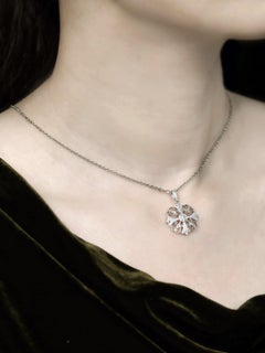 Ciondolo floreale con diamante in stile edoardiano in oro bianco 14K