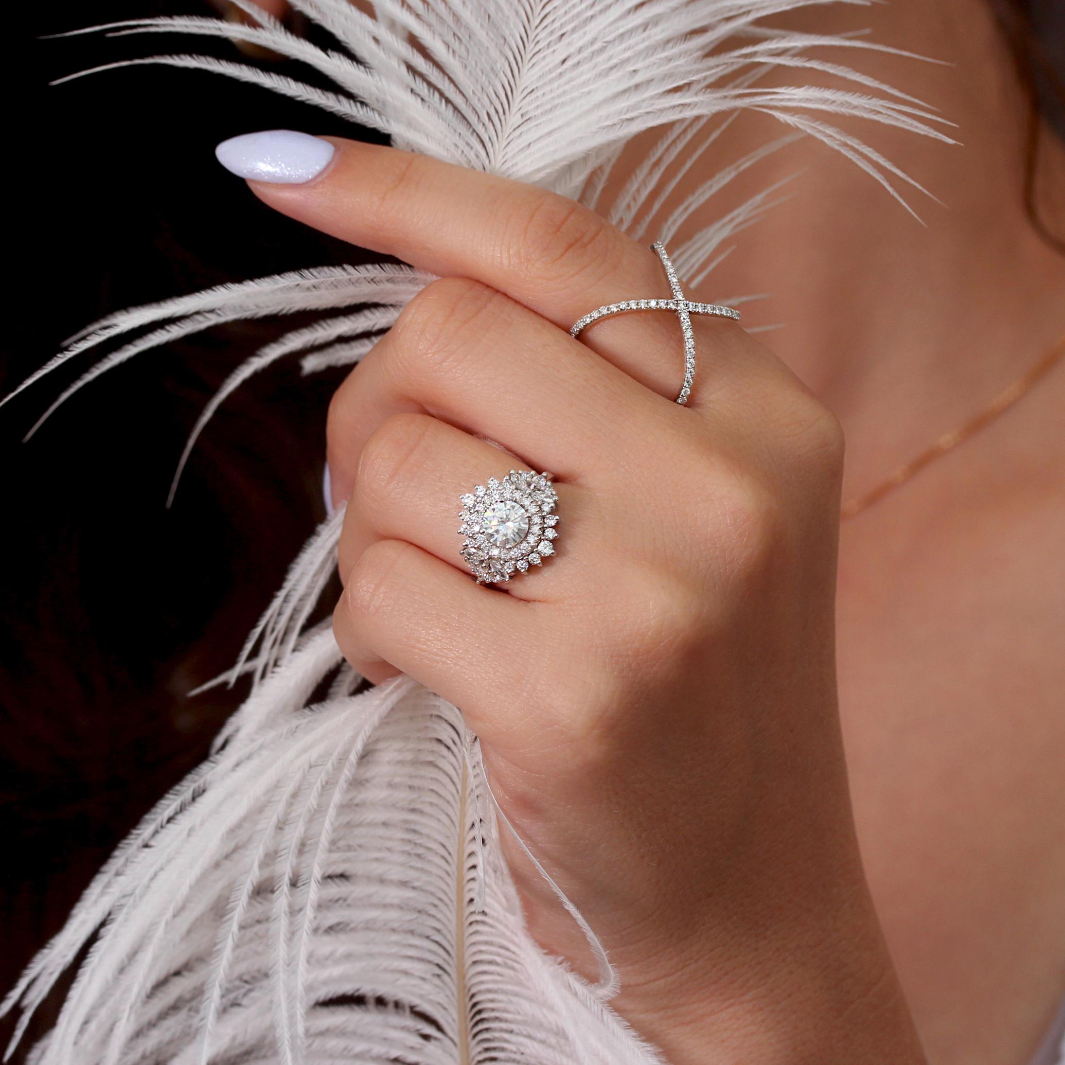 Eleganter breiter Diamant-X-Ring, 14k, Weißgold, versandfertig! (Zeitgenössisch) im Angebot