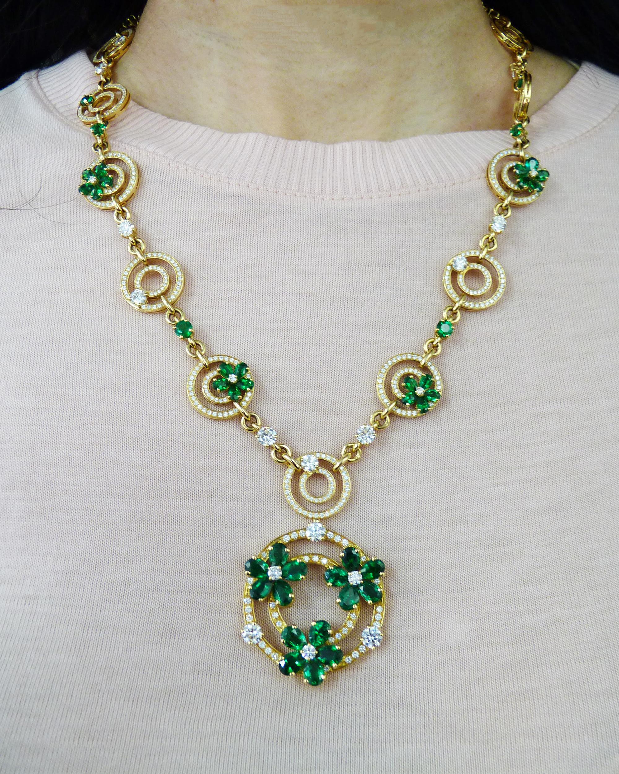 Bulgari Contemporary Diamond Emerald Parure Suite For Sale 1