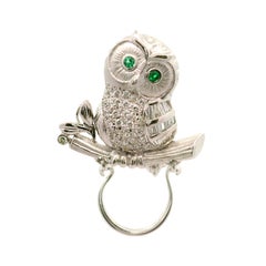 Diamond Emerald 18K White Gold Owl Brooch-Pendant