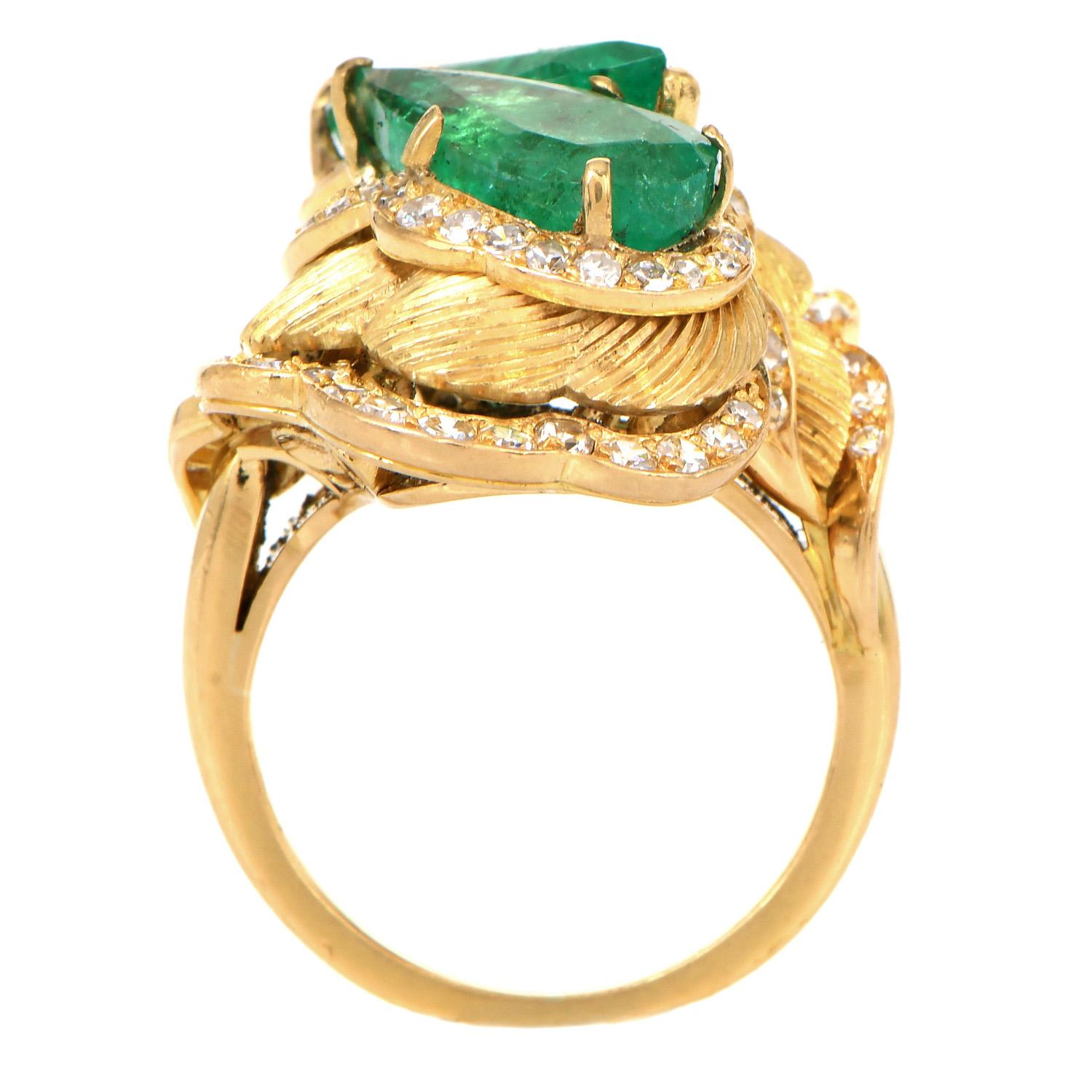 Diamond Emerald 18K Yellow Gold Bypass Textured Flower Cocktail Ring In Excellent Condition In Miami, FL