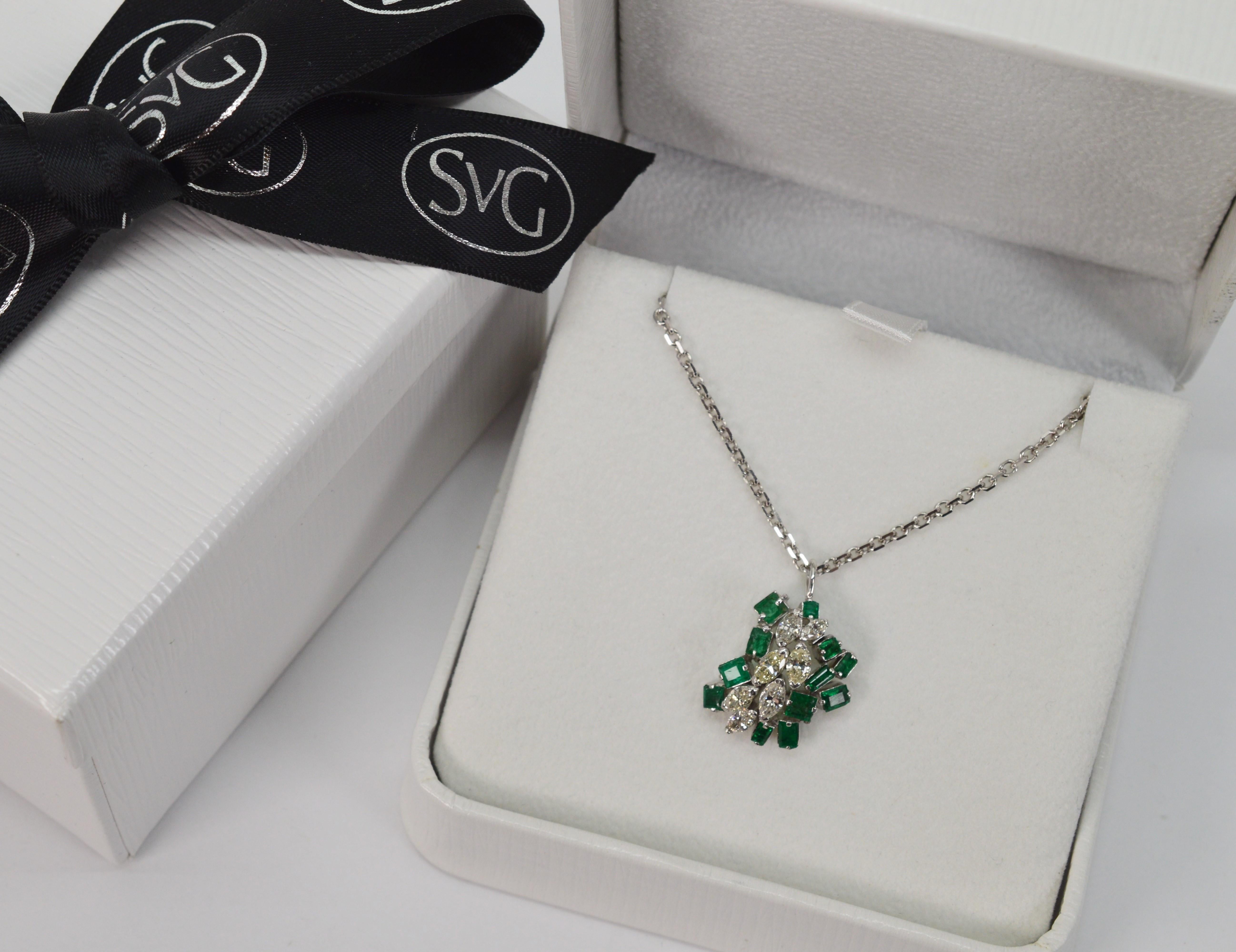 Diamond Emerald Abstract Cluster 14 Karat White Gold Pendant Necklace For Sale 4