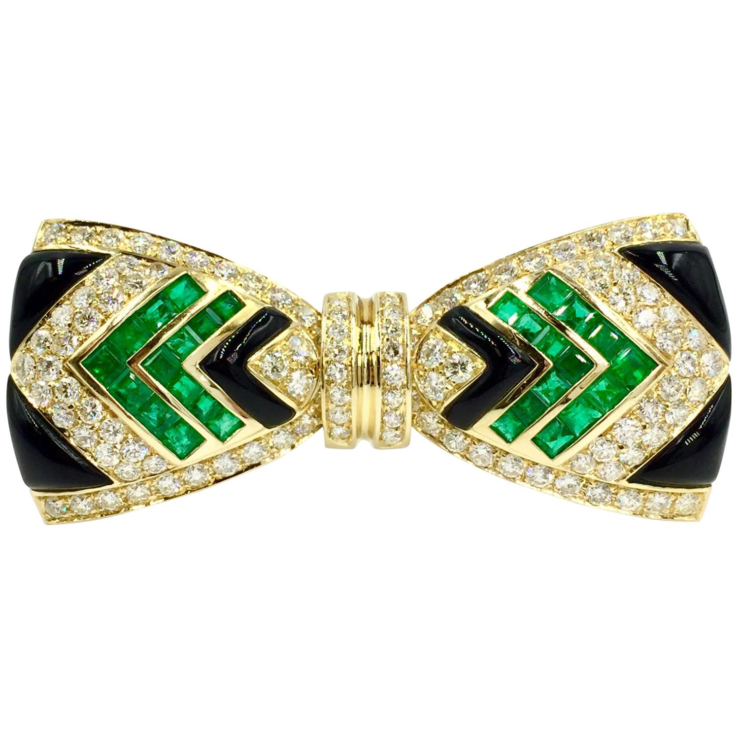 Diamond, Emerald and Onyx 18 Karat Large Bow Brooch by Giovane For Sale
