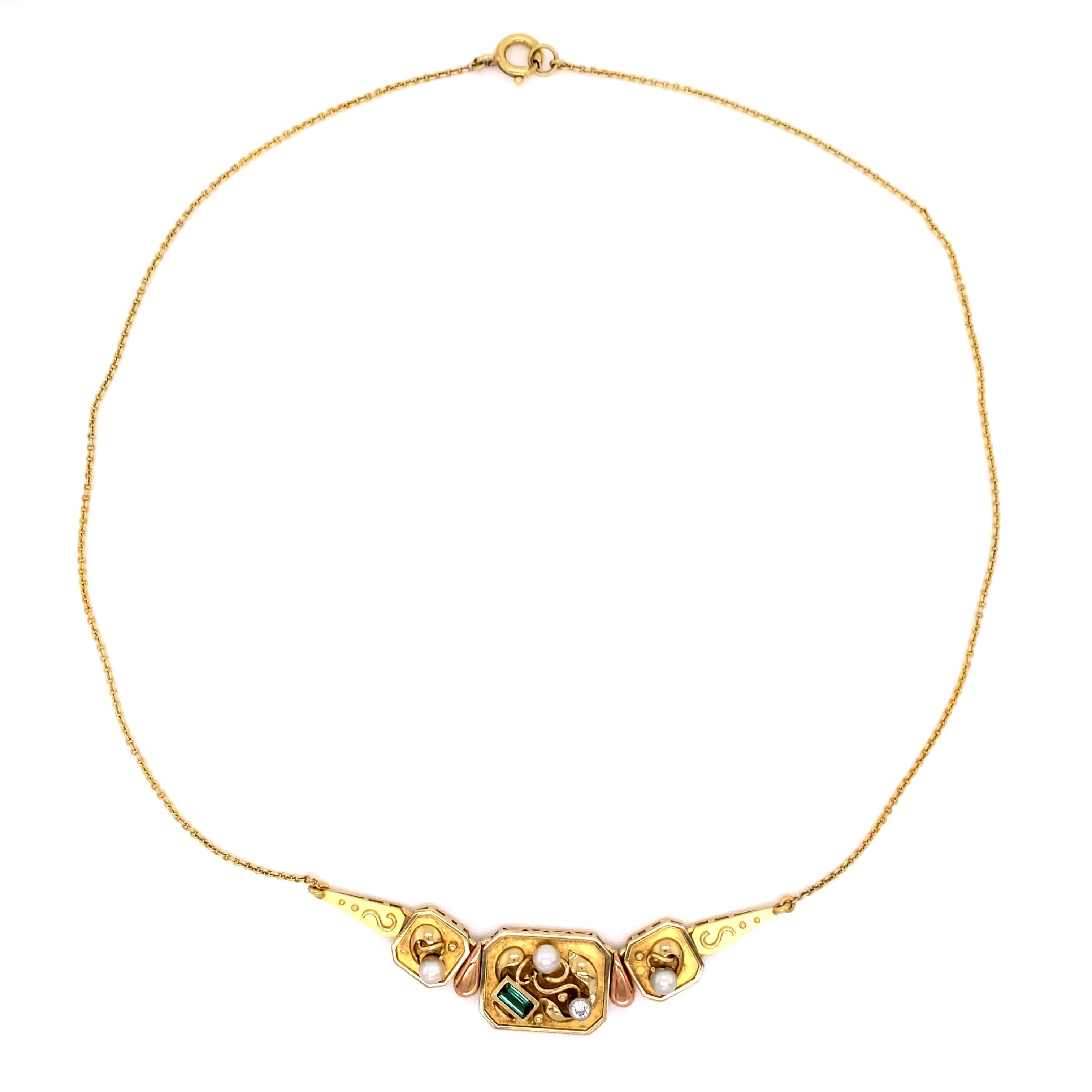 Taille mixte Collier moderne Touch of Modern Gold en or avec diamants, émeraudes et perles en vente