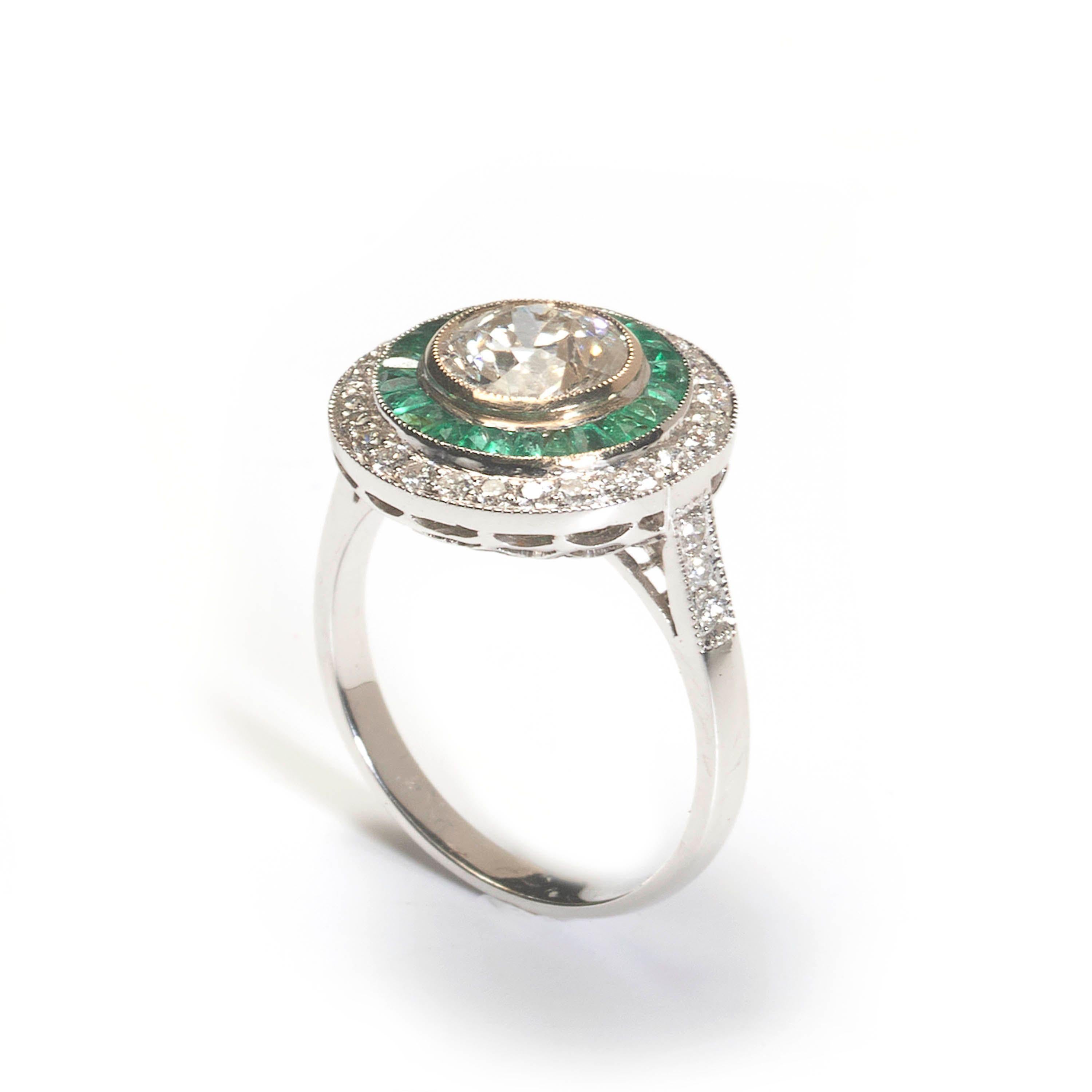Art Deco Diamond, Emerald and Platinum Target Ring, 1.29 Carats