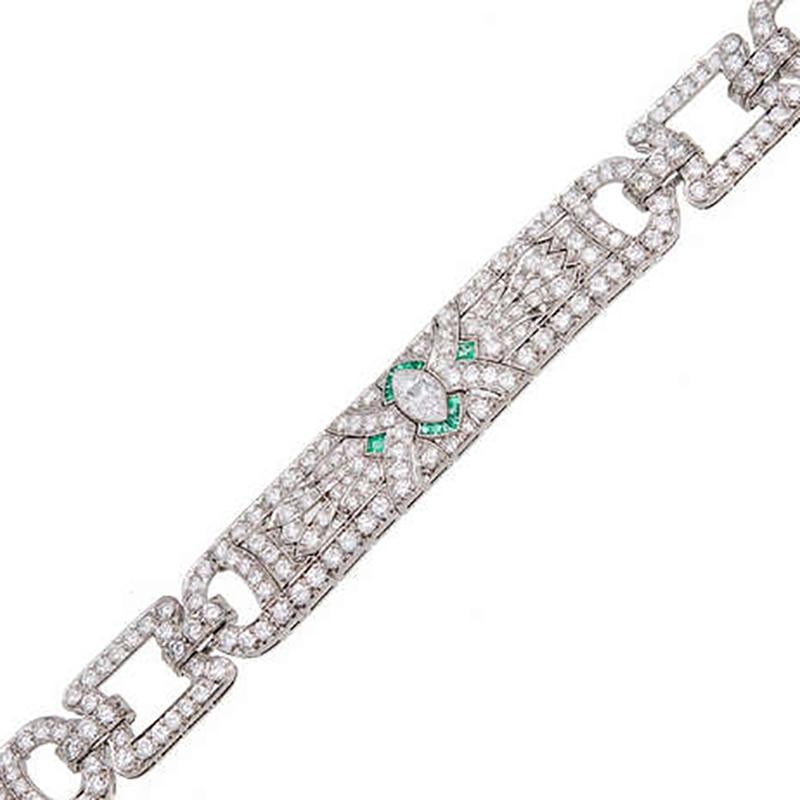 9 Carat Diamond Emerald Art Deco Platinum Bracelet In Good Condition For Sale In Stamford, CT