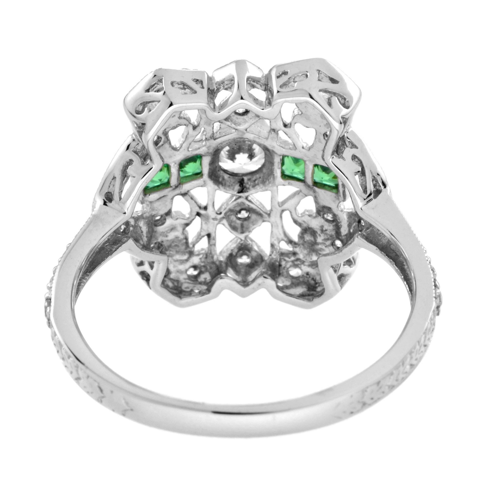 Taille brillant Diamond & Emerald Art Deco Style Filigree 14K White Gold Ring en vente