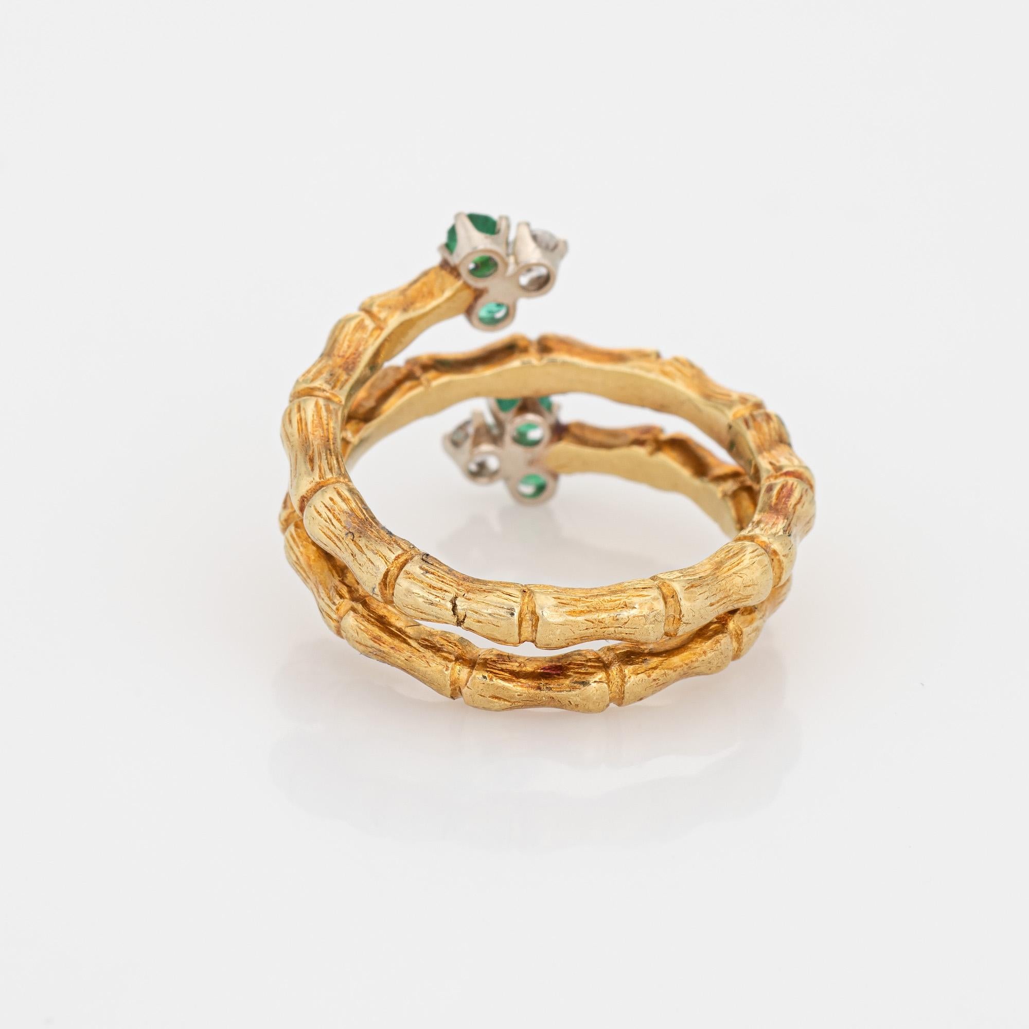 Diamond Emerald Bamboo Ring Vintage 18k Yellow Gold Bypass Band Jewelry In Good Condition In Torrance, CA