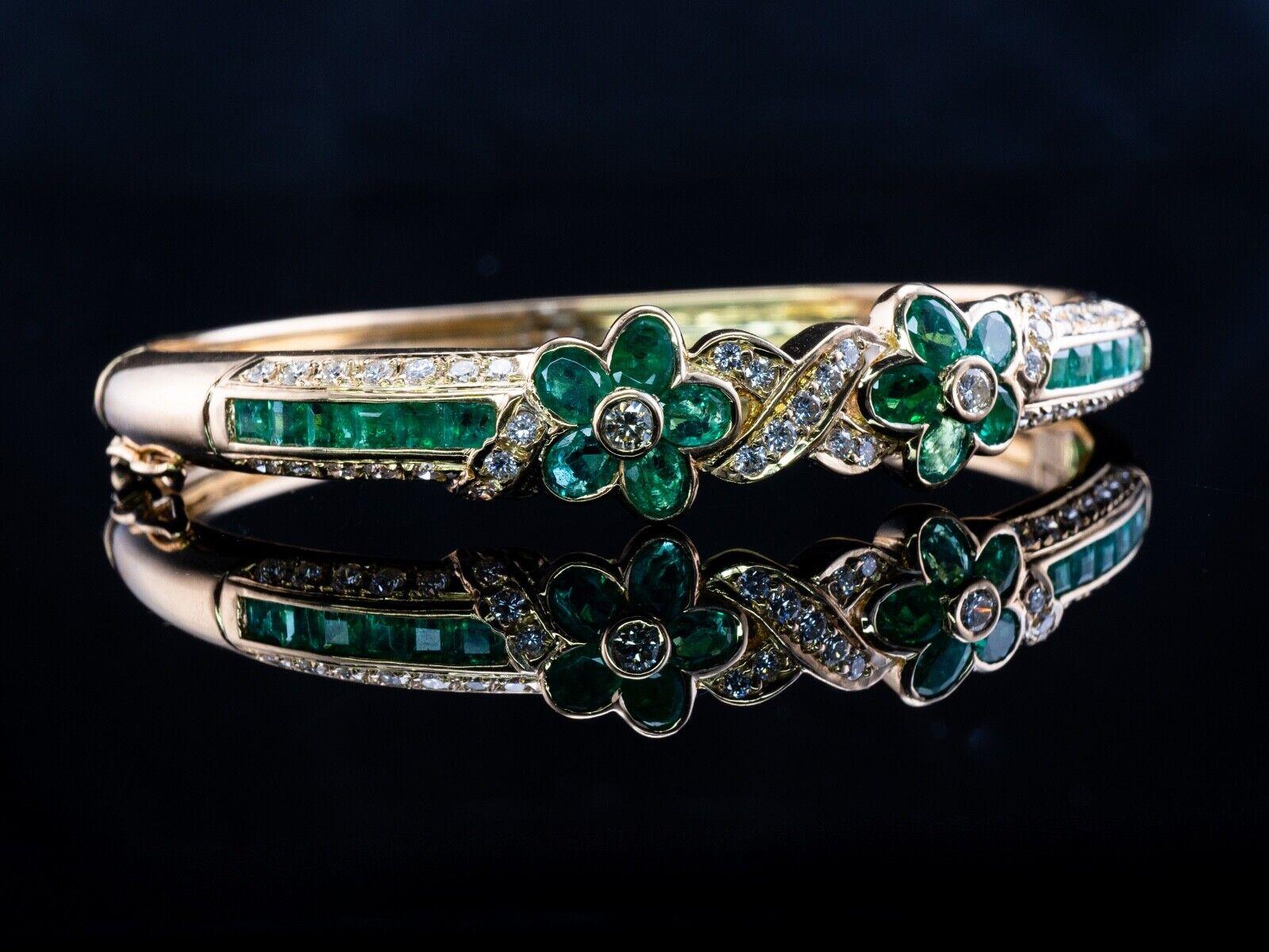 Diamond Emerald Bracelet Flower Bangle Vintage 18K Gold For Sale 4
