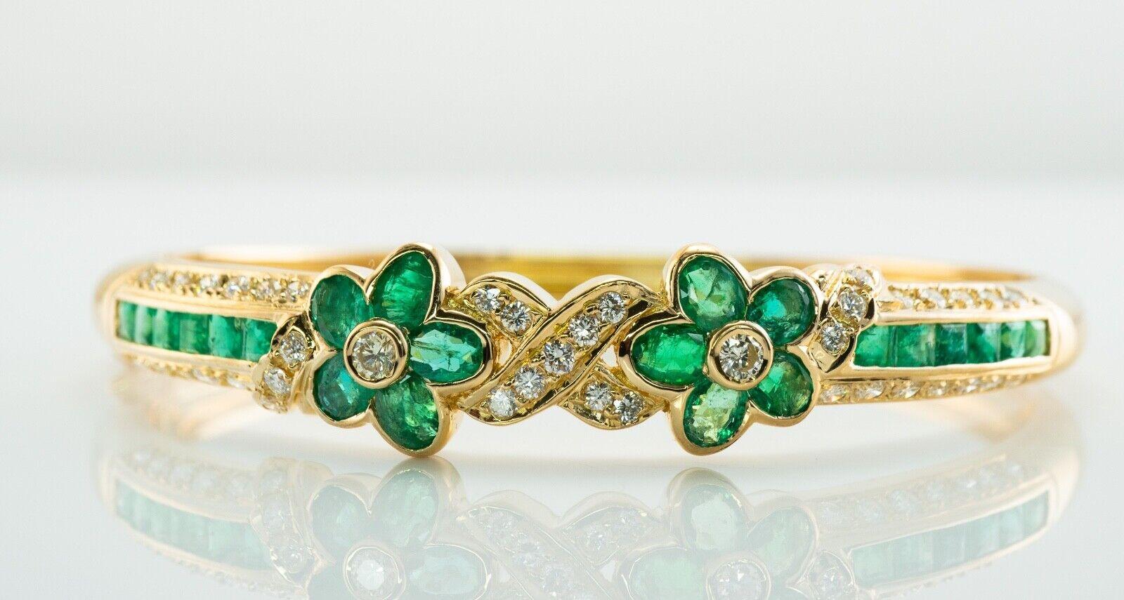 Diamond Emerald Bracelet Flower Bangle Vintage 18K Gold For Sale 2