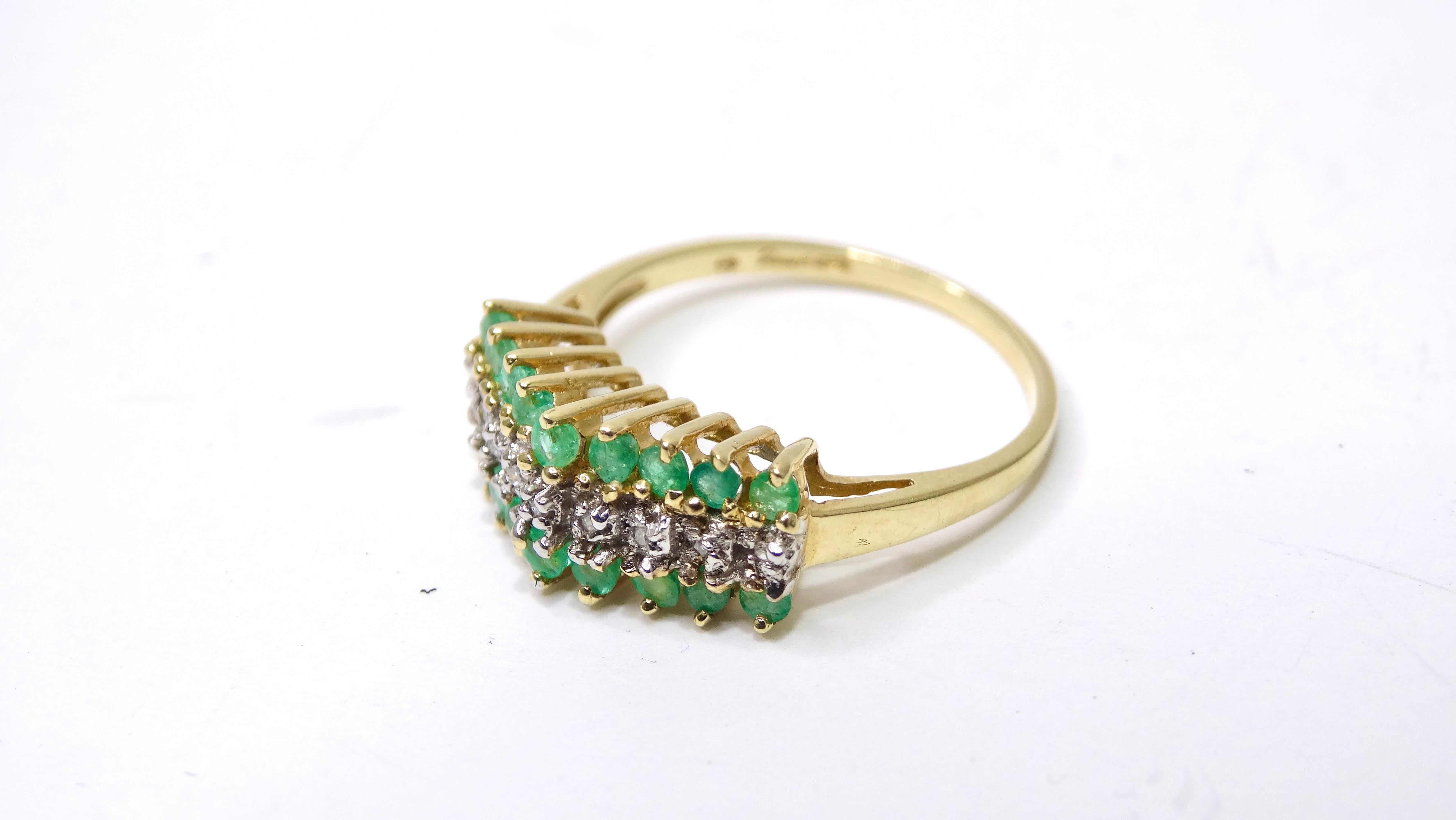 Diamant- und Smaragd-Cluster-Ring für Damen oder Herren im Angebot