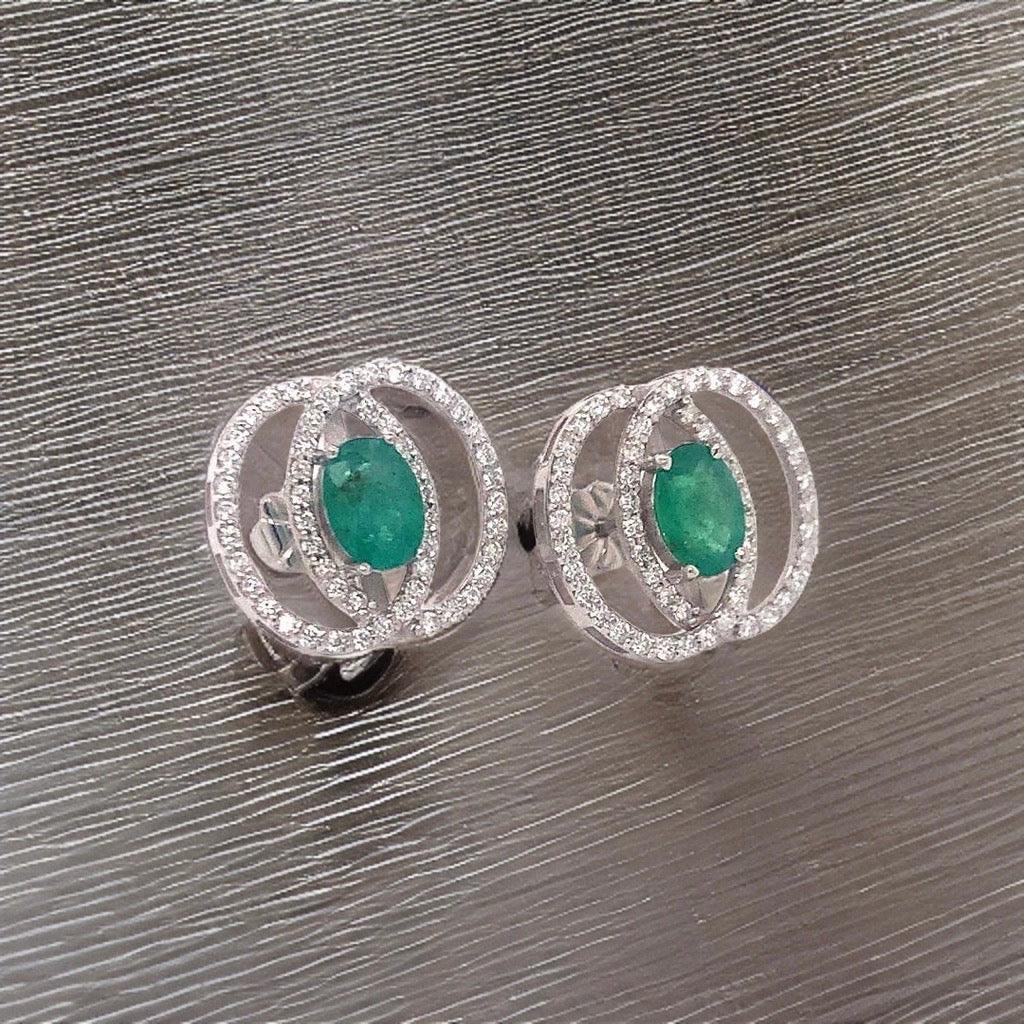 Donna Orecchini con smeraldo e diamante in oro bianco 14k 2,16 TCW certificati in vendita