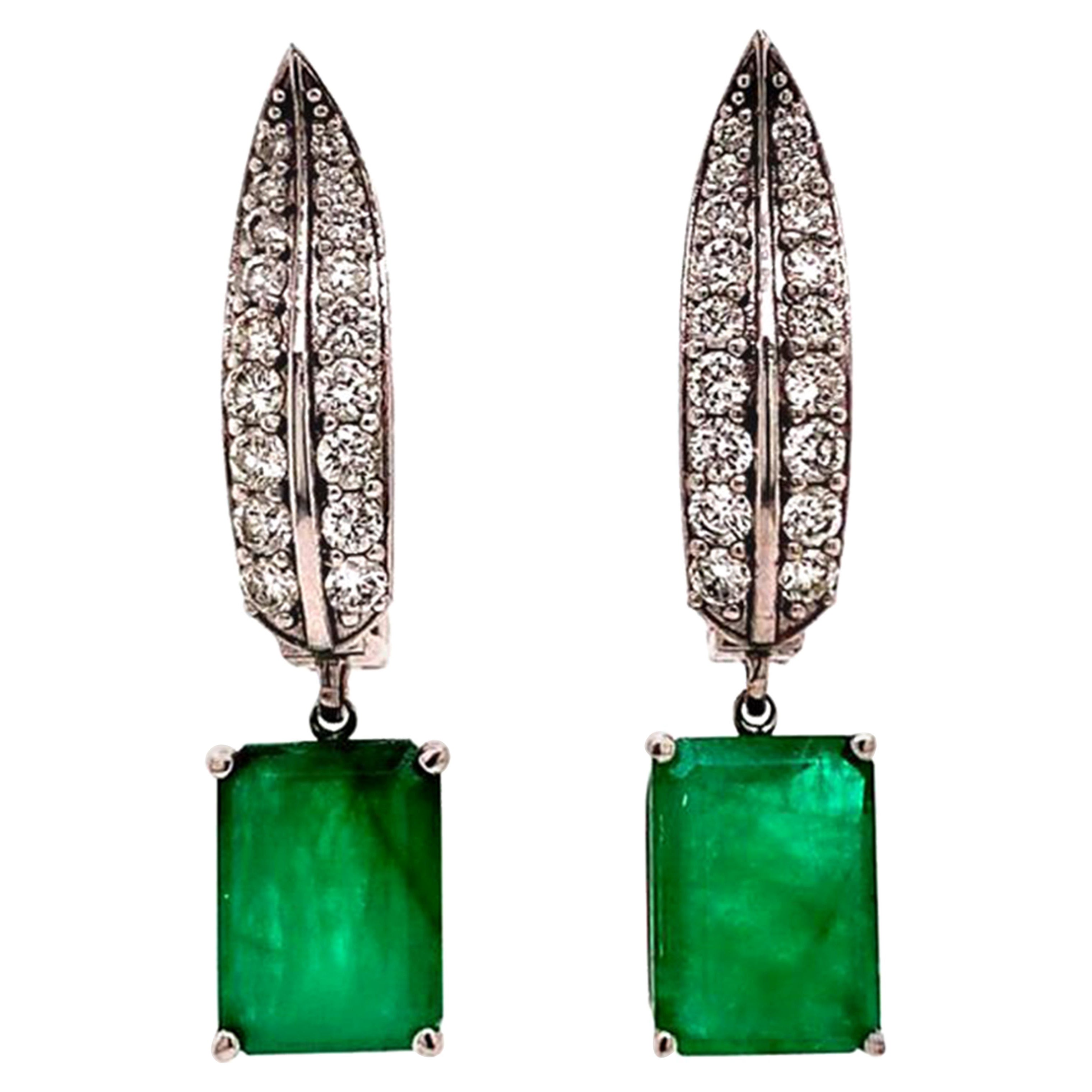 Pendientes Esmeralda Diamante 4.74 TCW Oro Blanco 14 Kilates Certificado