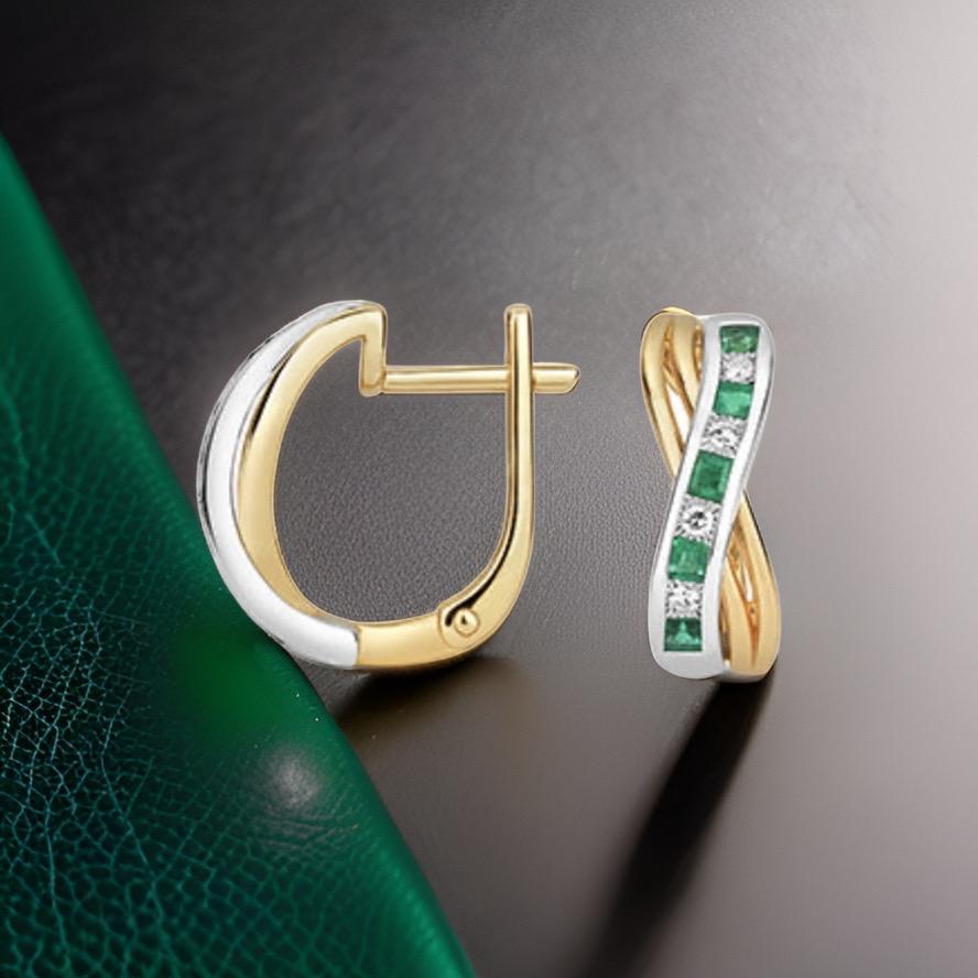 DIAMOND- und EMERALD-Ohrringe mit Prinzessinnenschliff IN 9CT GOLD im Zustand „Neu“ im Angebot in Ilford, GB