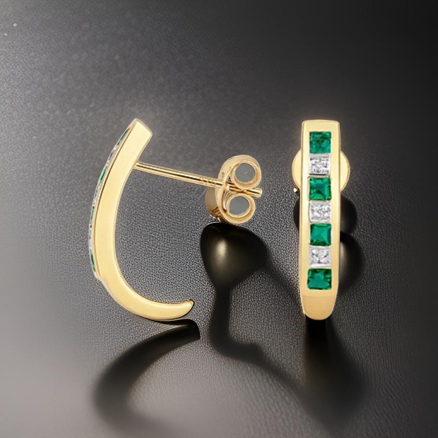 DIAMOND & EMERALD EARRINGS IN 9CT GOLD Half Hoop Princess Cut In New Condition For Sale In Ilford, GB
