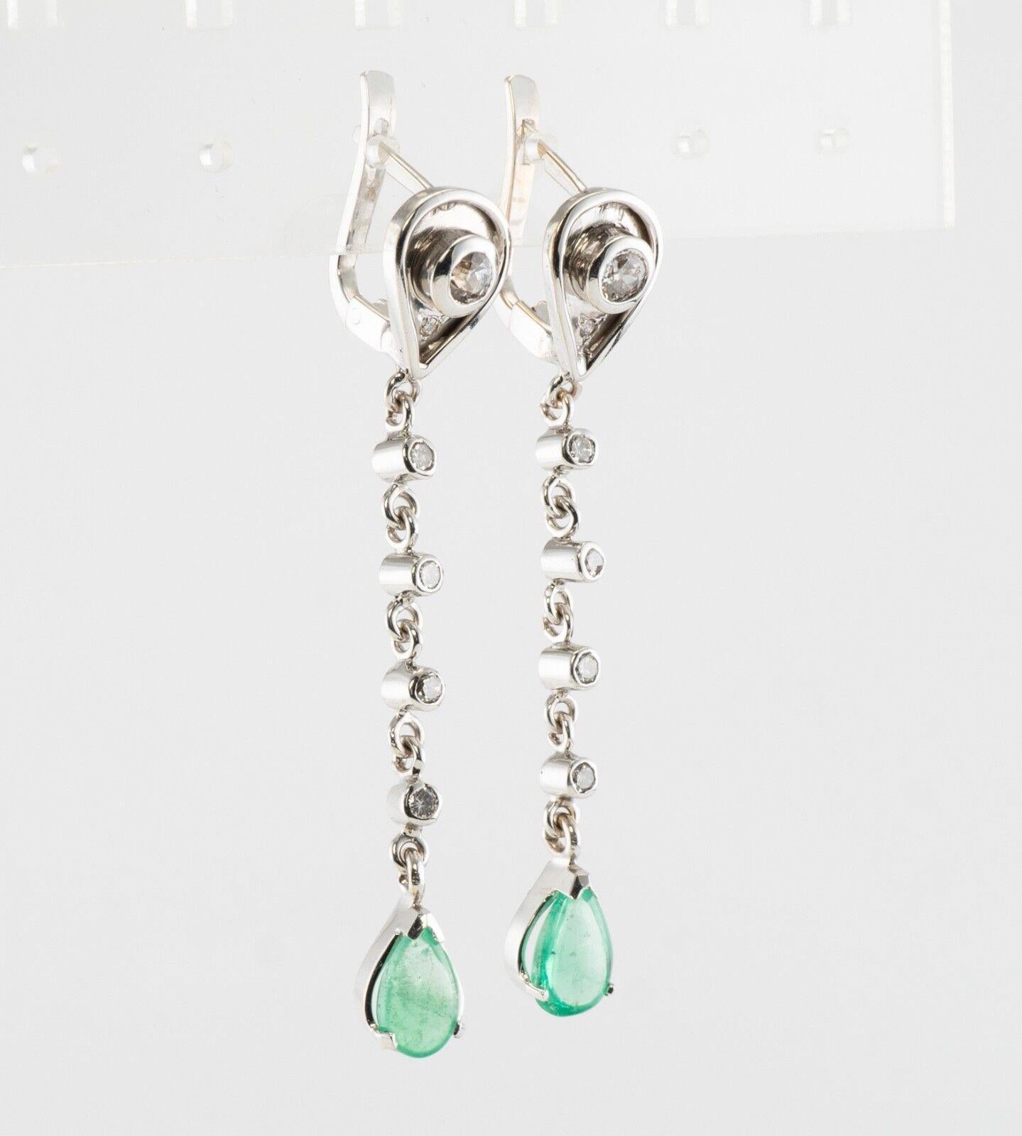 Diamond Emerald Earrings Ring Pendant Set 18K White Gold For Sale 5