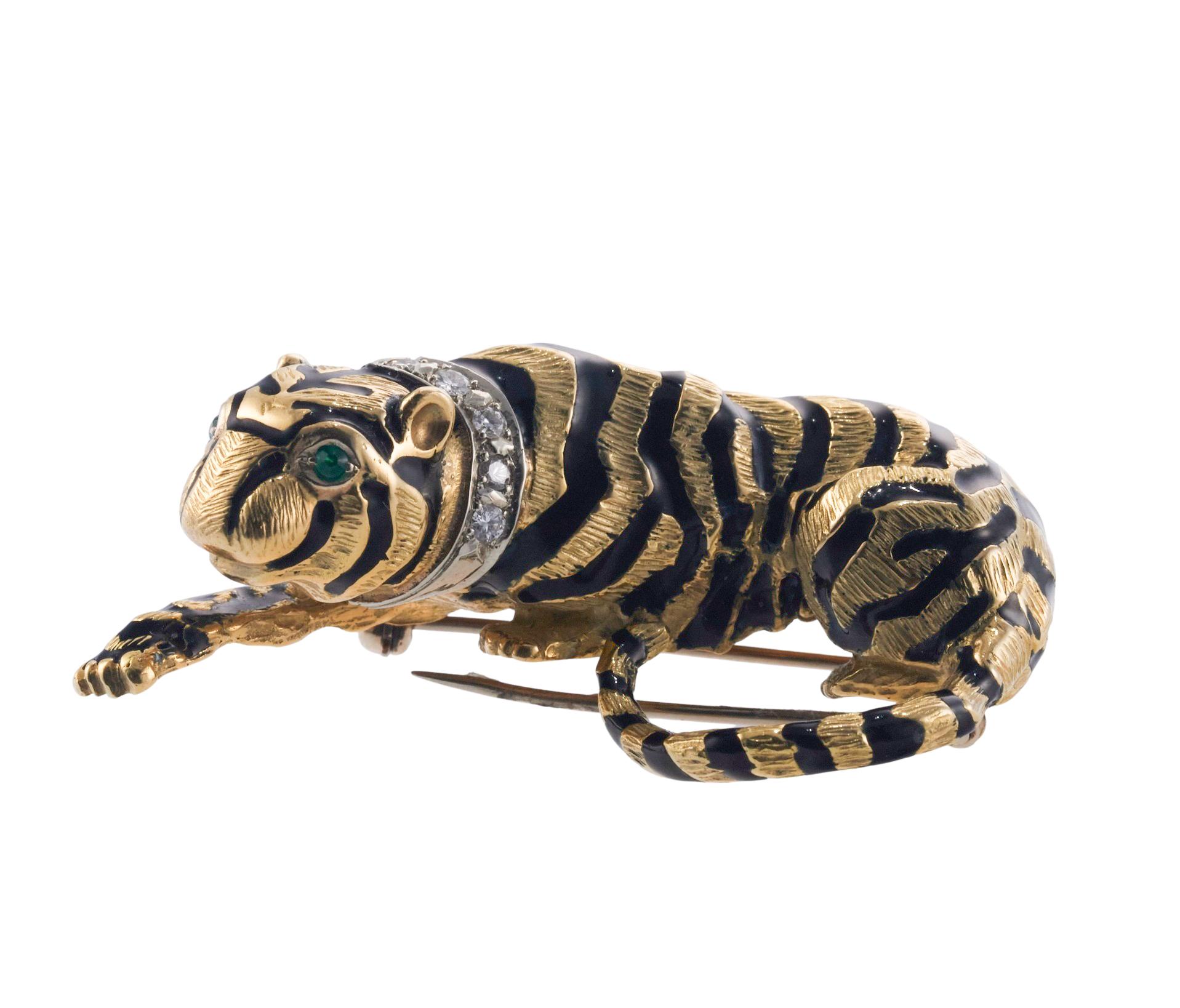 Women's or Men's Diamond Emerald Enamel Gold Crouching Tiger Brooch For Sale
