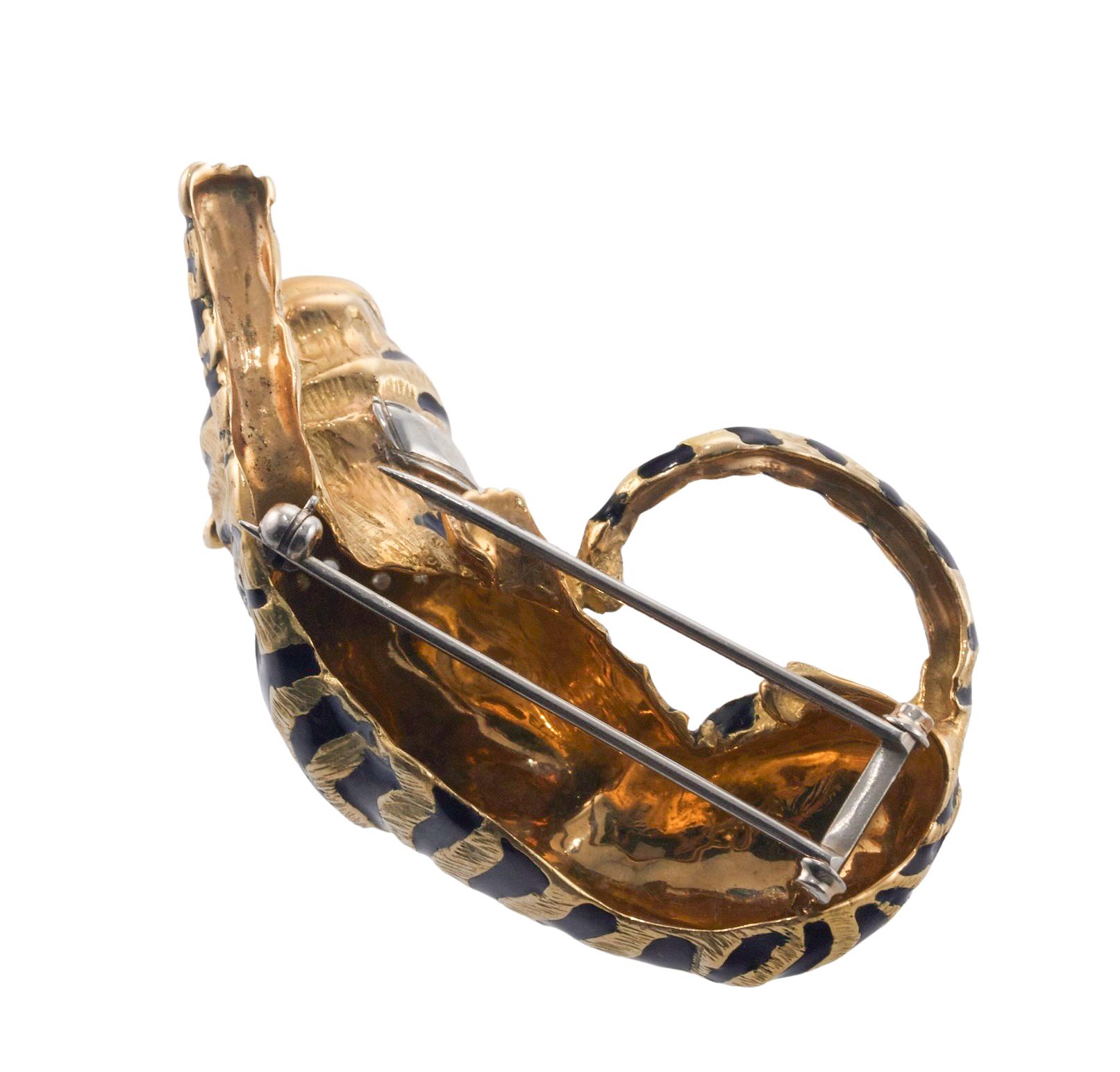 Diamond Emerald Enamel Gold Crouching Tiger Brooch For Sale 1