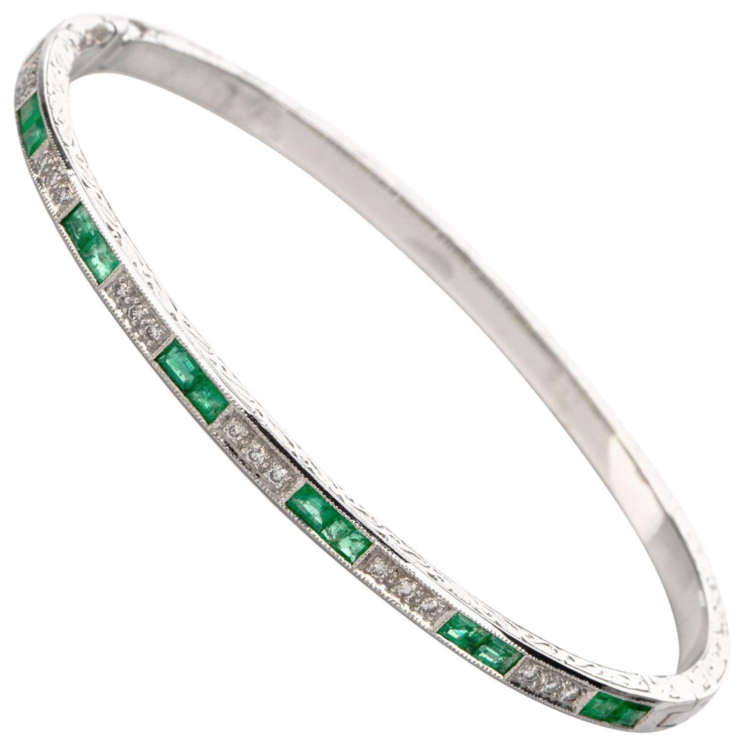 Diamond Emerald Gold Bangle 18 Karat Bracelet