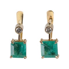 Orecchini in oro con diamante e smeraldo