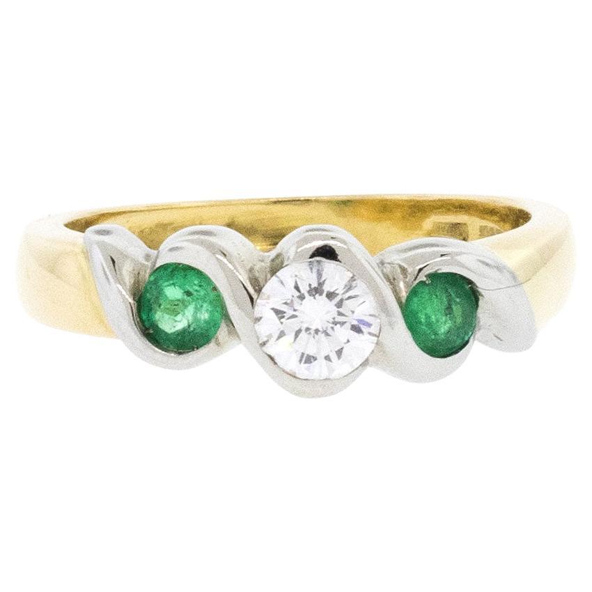 Diamond & Emerald Ladies Ring 18 Karat  For Sale