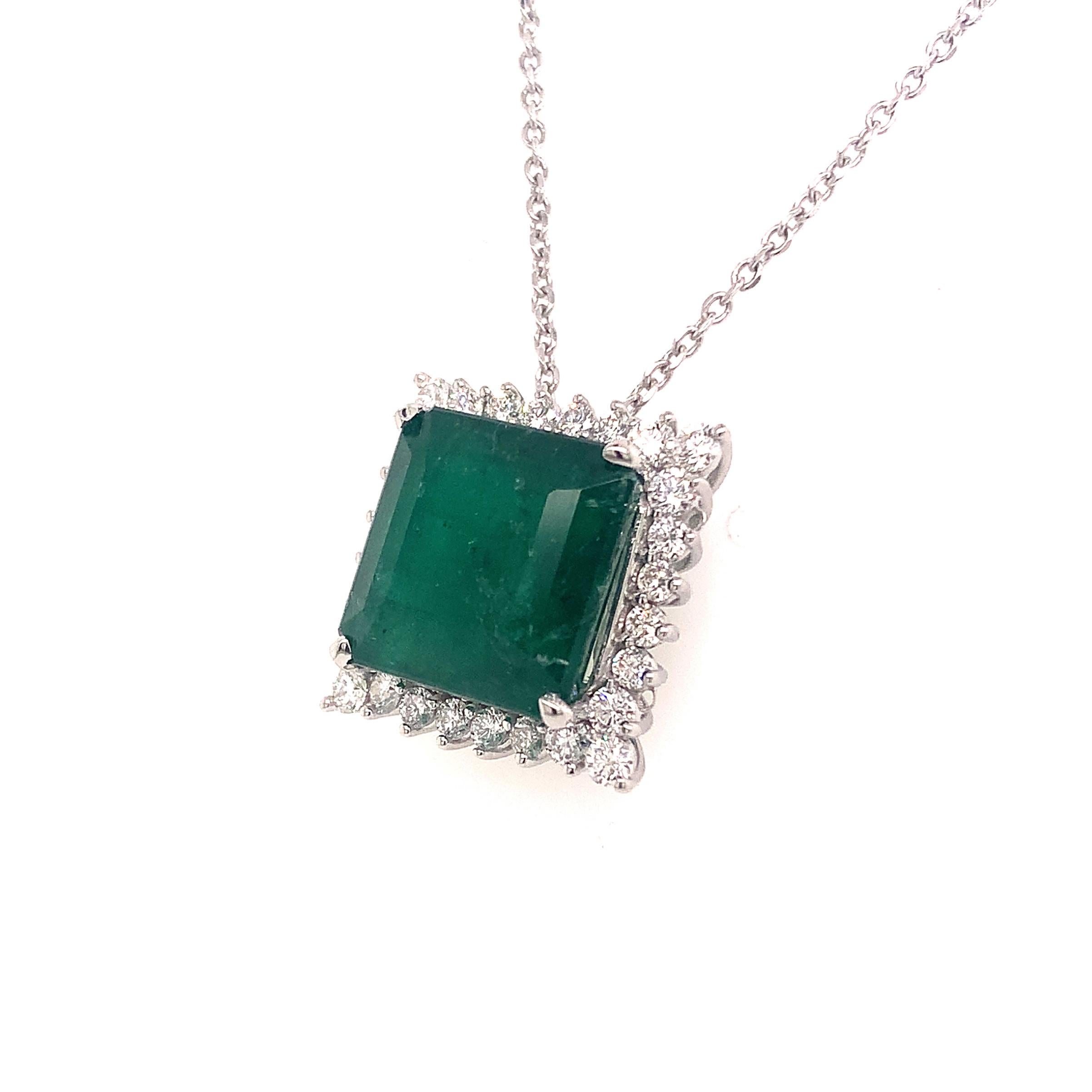 emerald platinum necklace