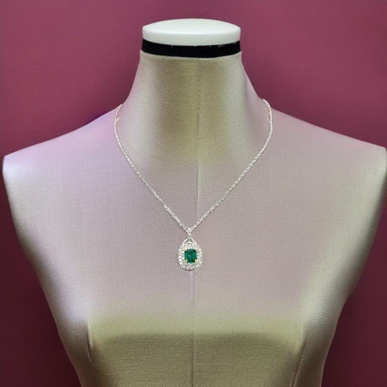 swarovski emerald necklace