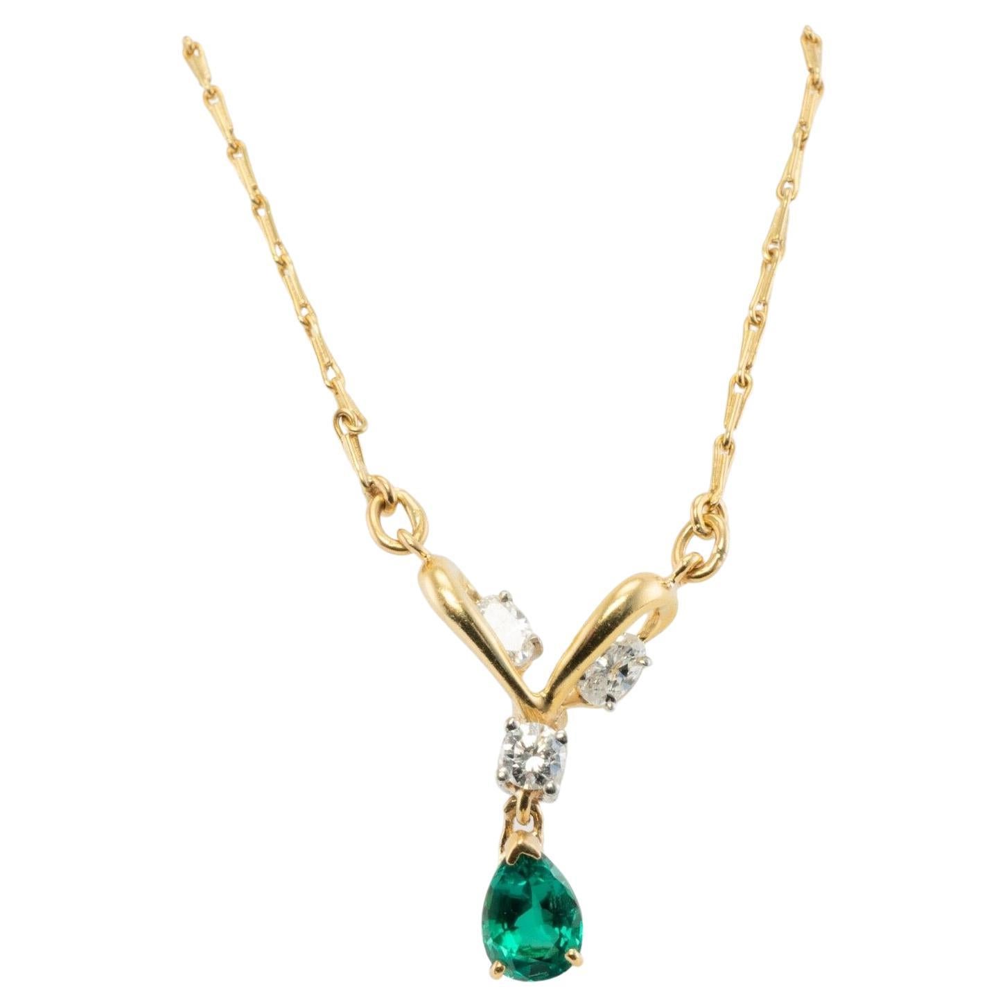 Diamond Emerald Necklace 18K Gold Italian