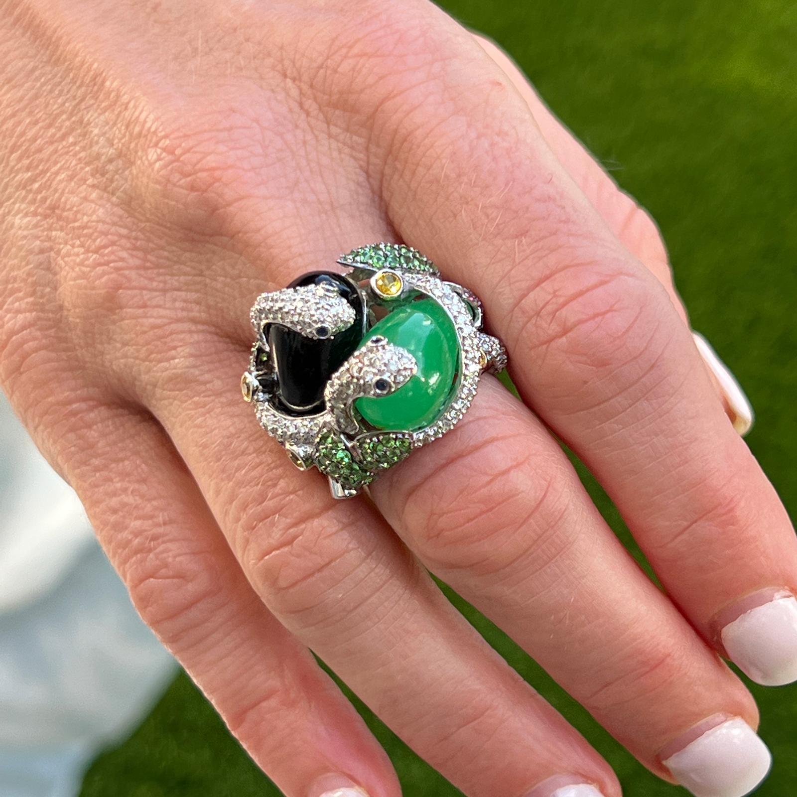 Contemporary Diamond Emerald Onyx Tsavorite 18 Karat White Gold Double Snake Cocktail Ring 