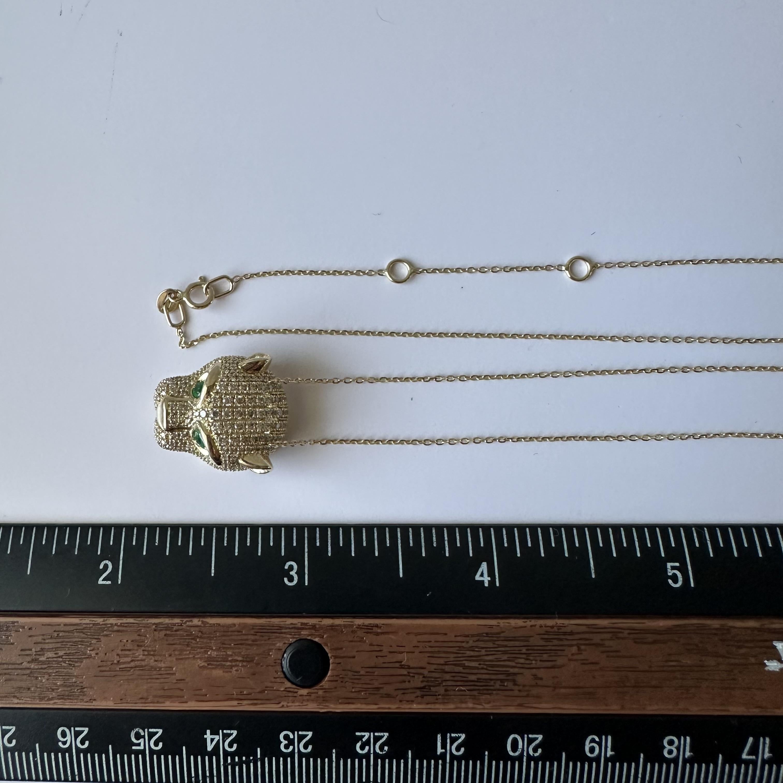 Collier tête de panthère en or jaune 14 ct. diamants et émeraudes - 1.10ctw Diamants en vente 2