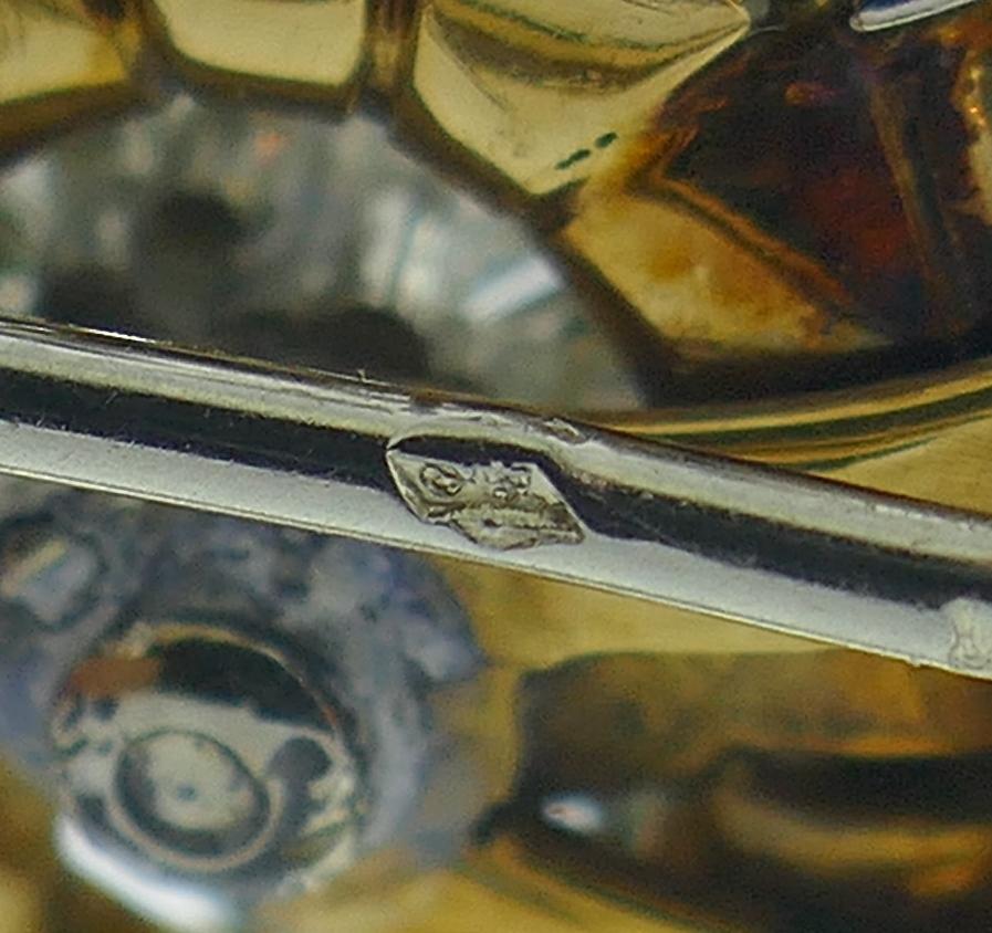 Diamond Emerald Platinum Yellow Gold Brooch Pin Clip, French, 1960s 1