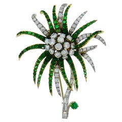 Diamond Emerald Platinum Yellow Gold Brooch Pin Clip, French, 1960s