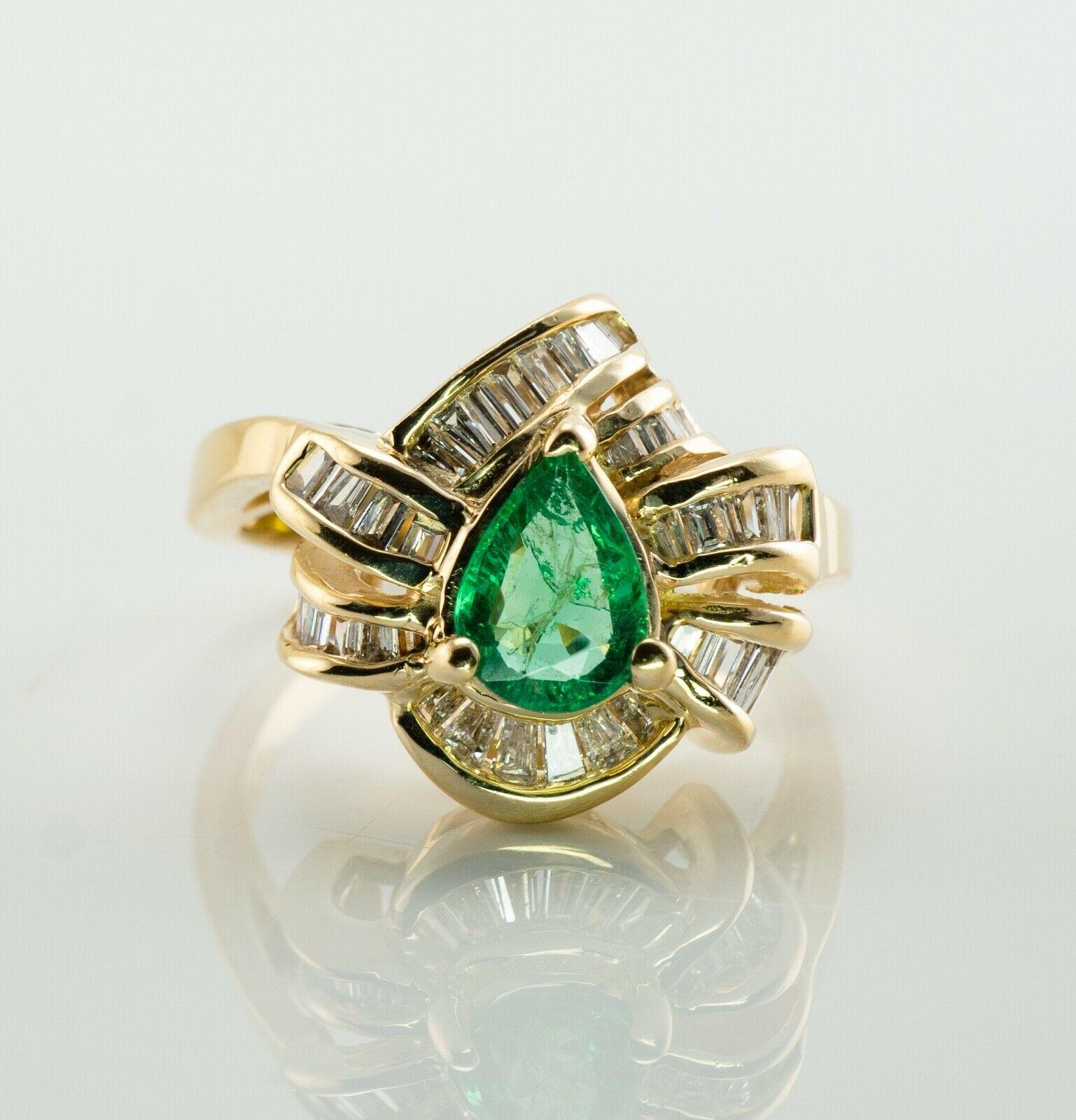Diamond Emerald Ring 14K Gold Pear cut Pear cut For Sale 8