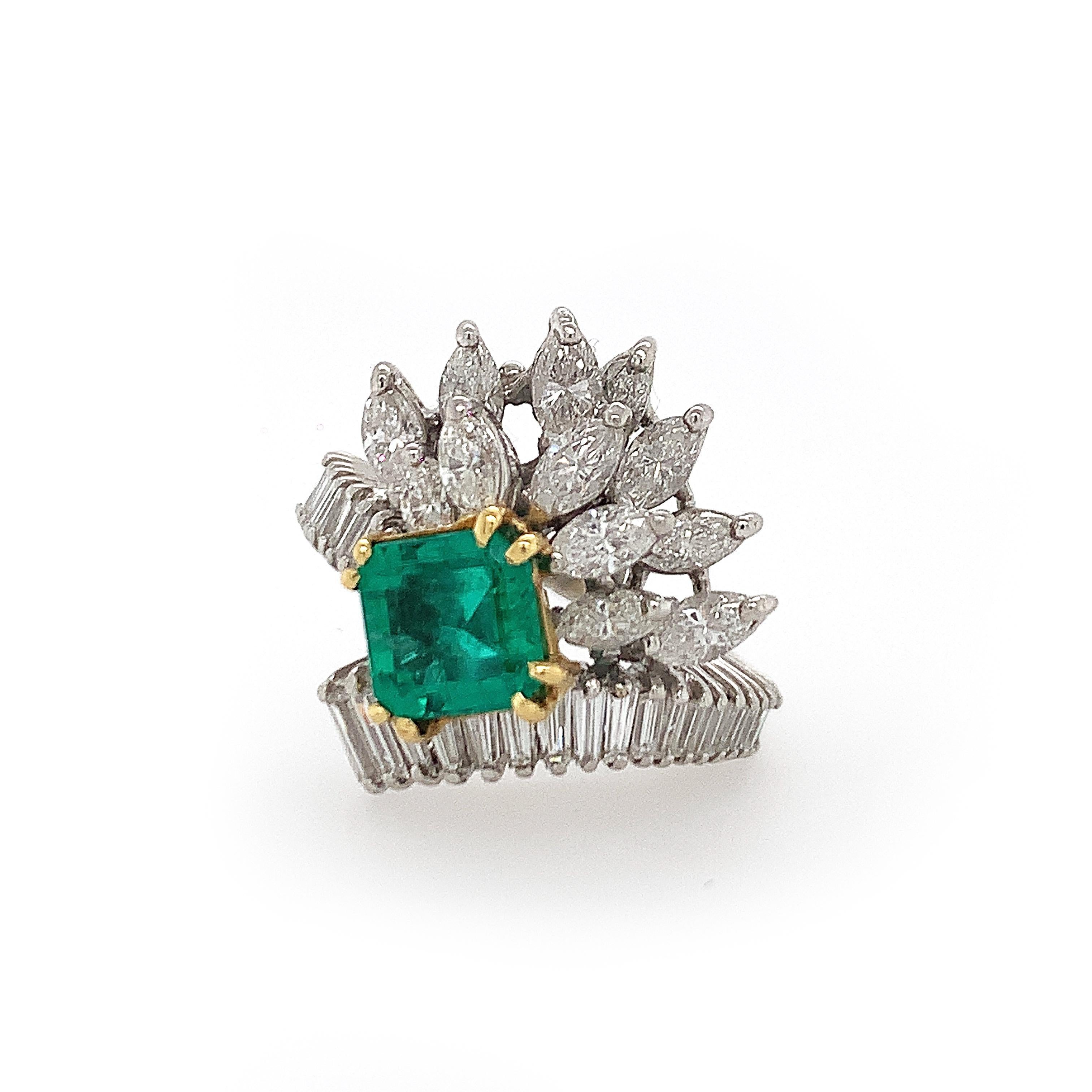 Round Cut Diamond Emerald Ring For Sale