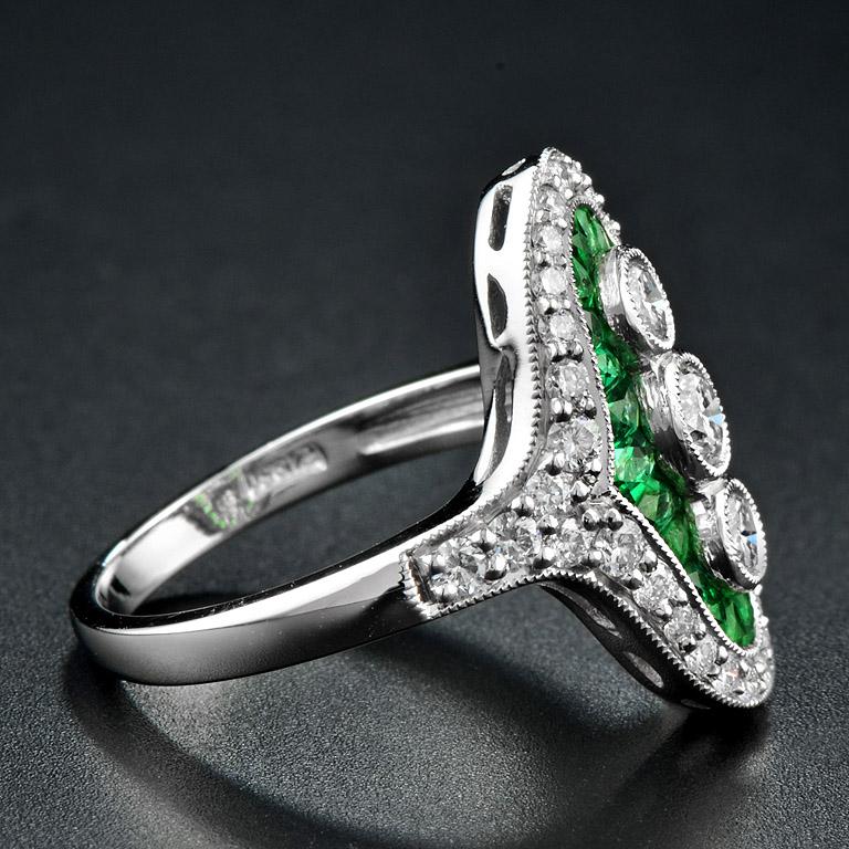 Women's or Men's Diamond and French Cut Emerald Three Stone Ring in Platinum950 For Sale