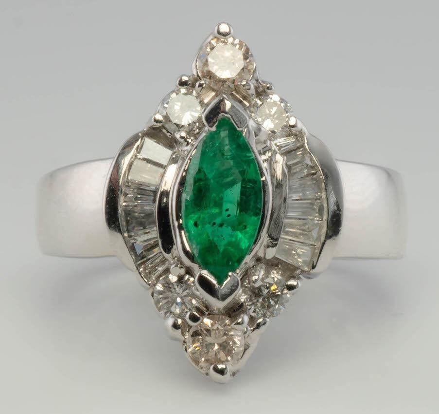 anillo de esmeralda y diamantes precios
