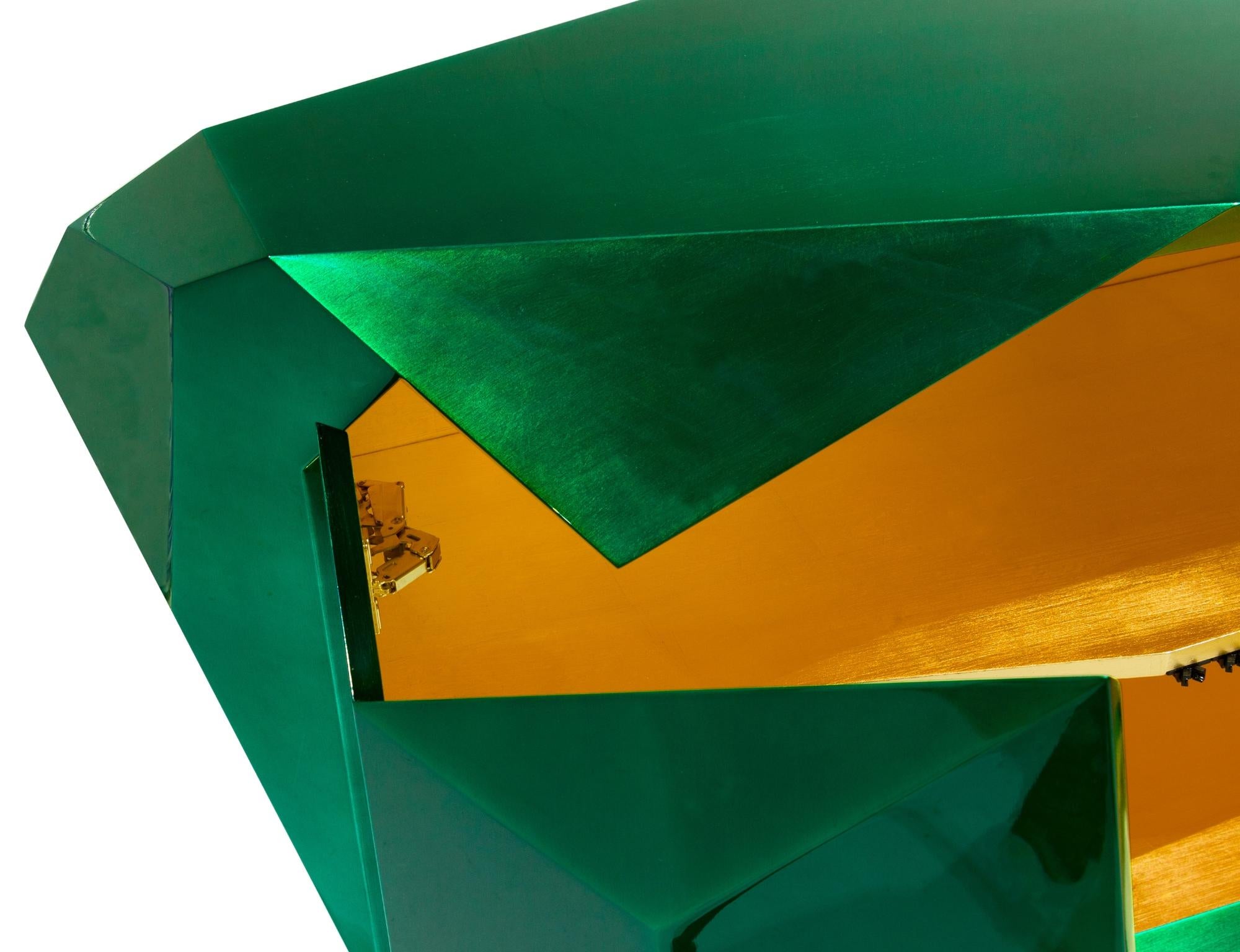 Credenza Diamond Emerald - Legno lavorato a mano e ottone lucido - Boca Do Lobo in vendita 1