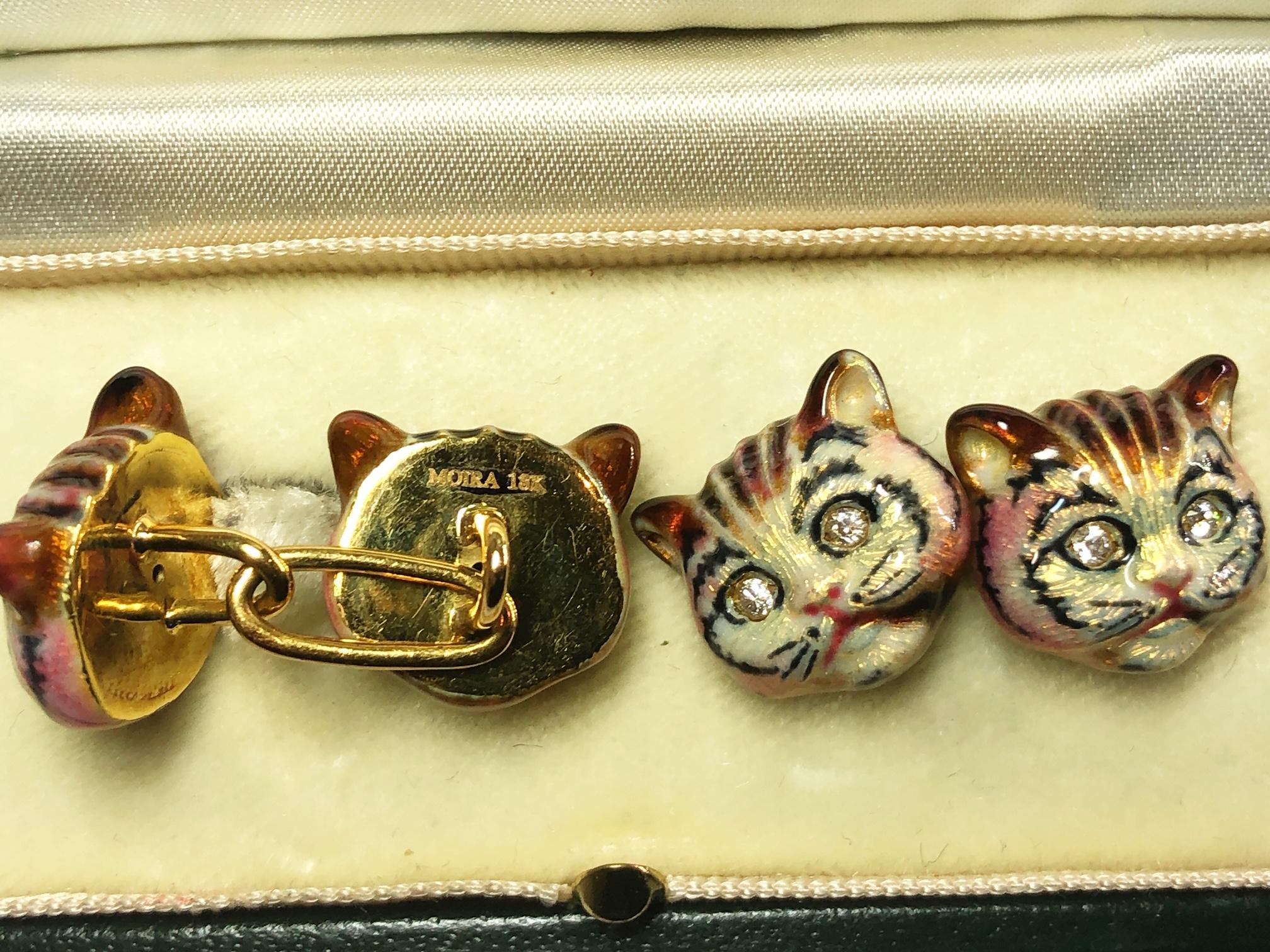Round Cut Diamond, Enamel and Gold Cat Cufflinks For Sale