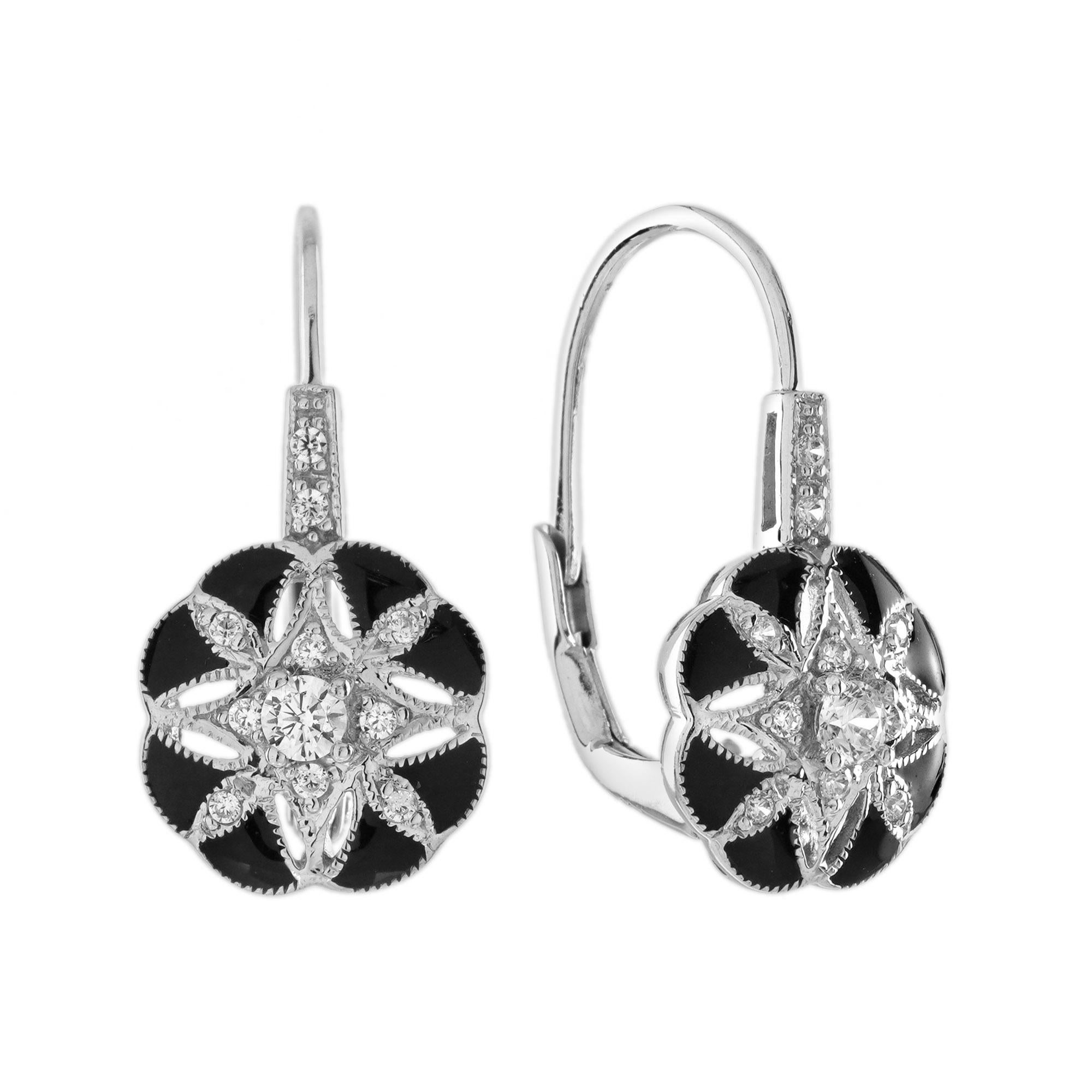 The Diamond Enamel Vintage Style Floral Jewelry Set in 14K White Gold embodies the harmony of yin and yang, balancing timeless elegance with bold artistry. Its sparkling diamonds complement the intricate enamel floral design, creating a perfect