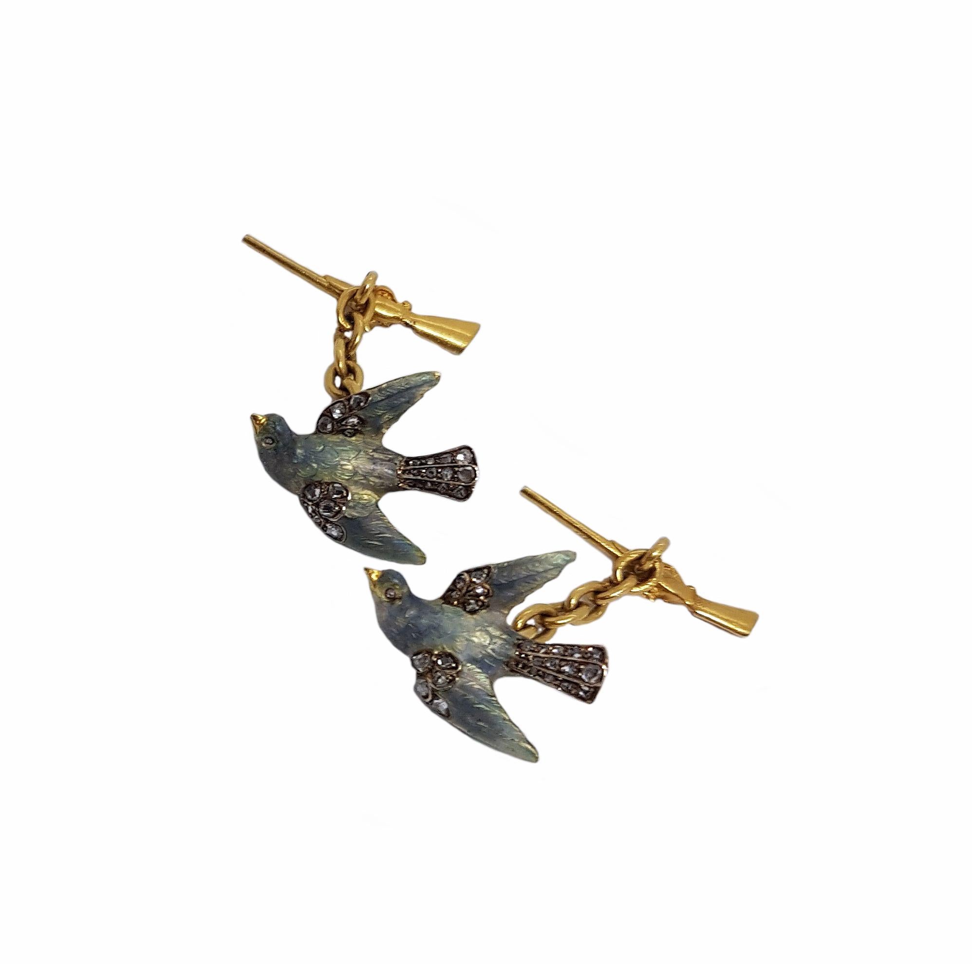 Taille rose Boutons de manchette « Guerre et paix » en or émaillé et diamants, début du XXe siècle en vente